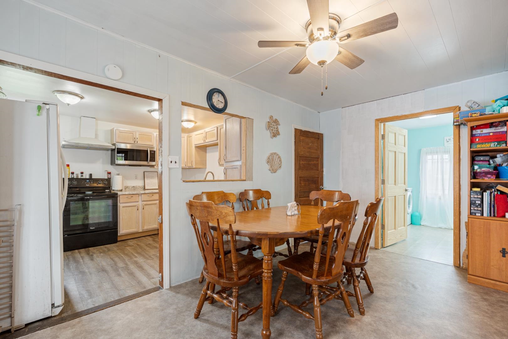 Photo 1 of 8532 E Wesley Lane