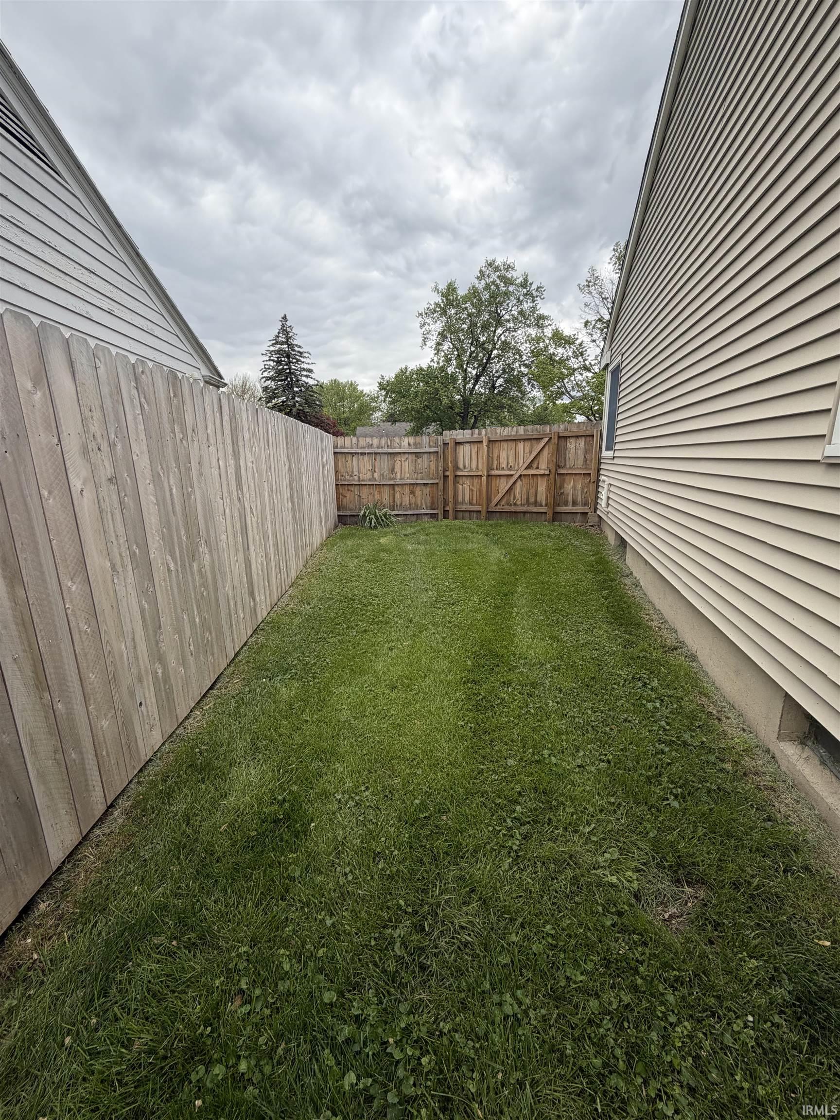Photo 5 of 3639 Hiawatha Boulevard