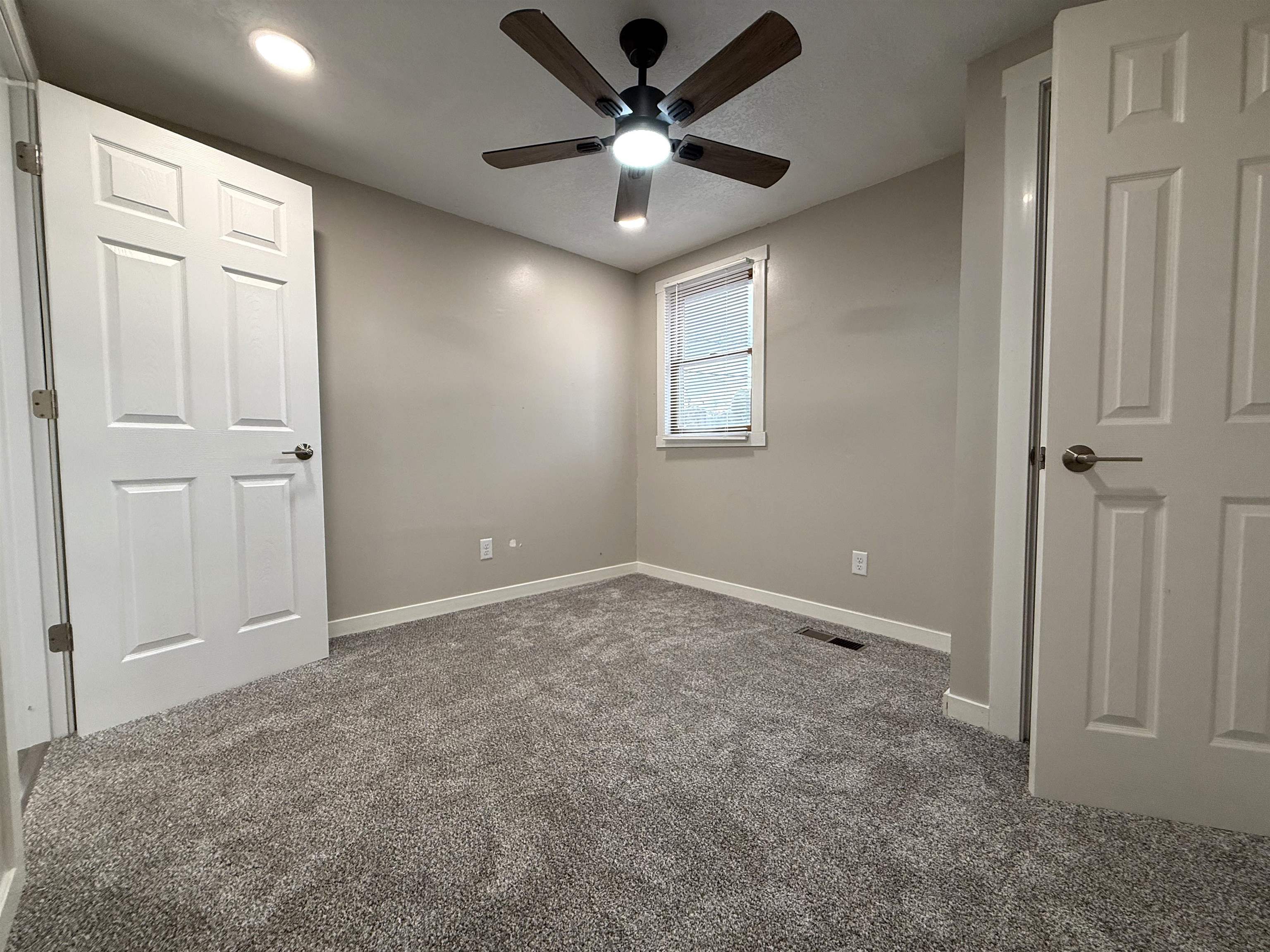 Photo 16 of 5709 Remington Drive