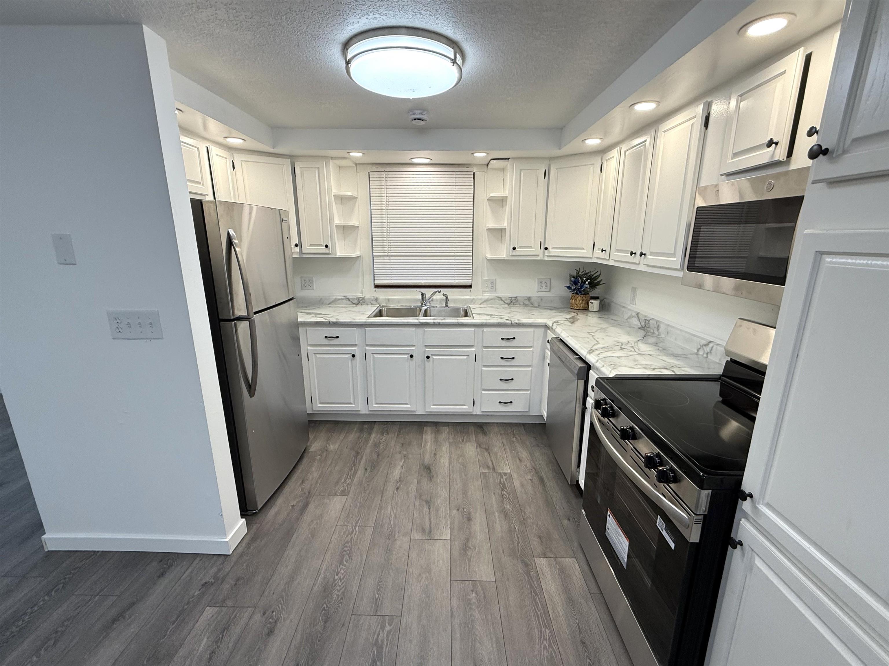 Photo 6 of 5709 Remington Drive