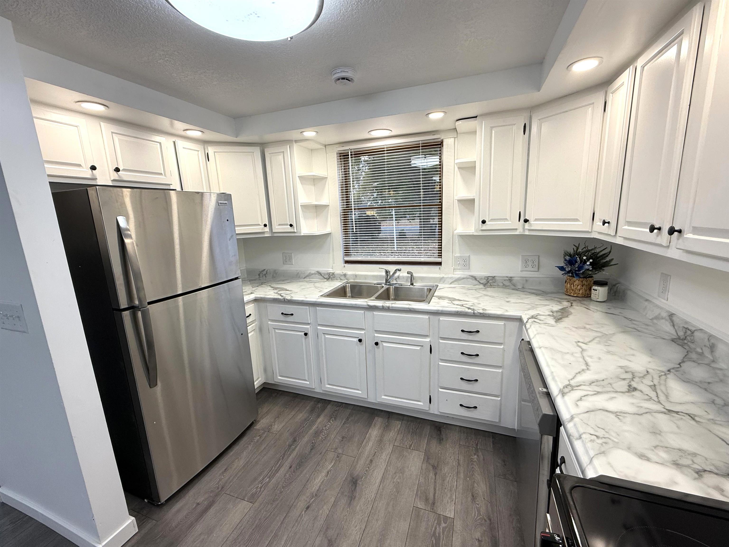 Photo 9 of 5709 Remington Drive