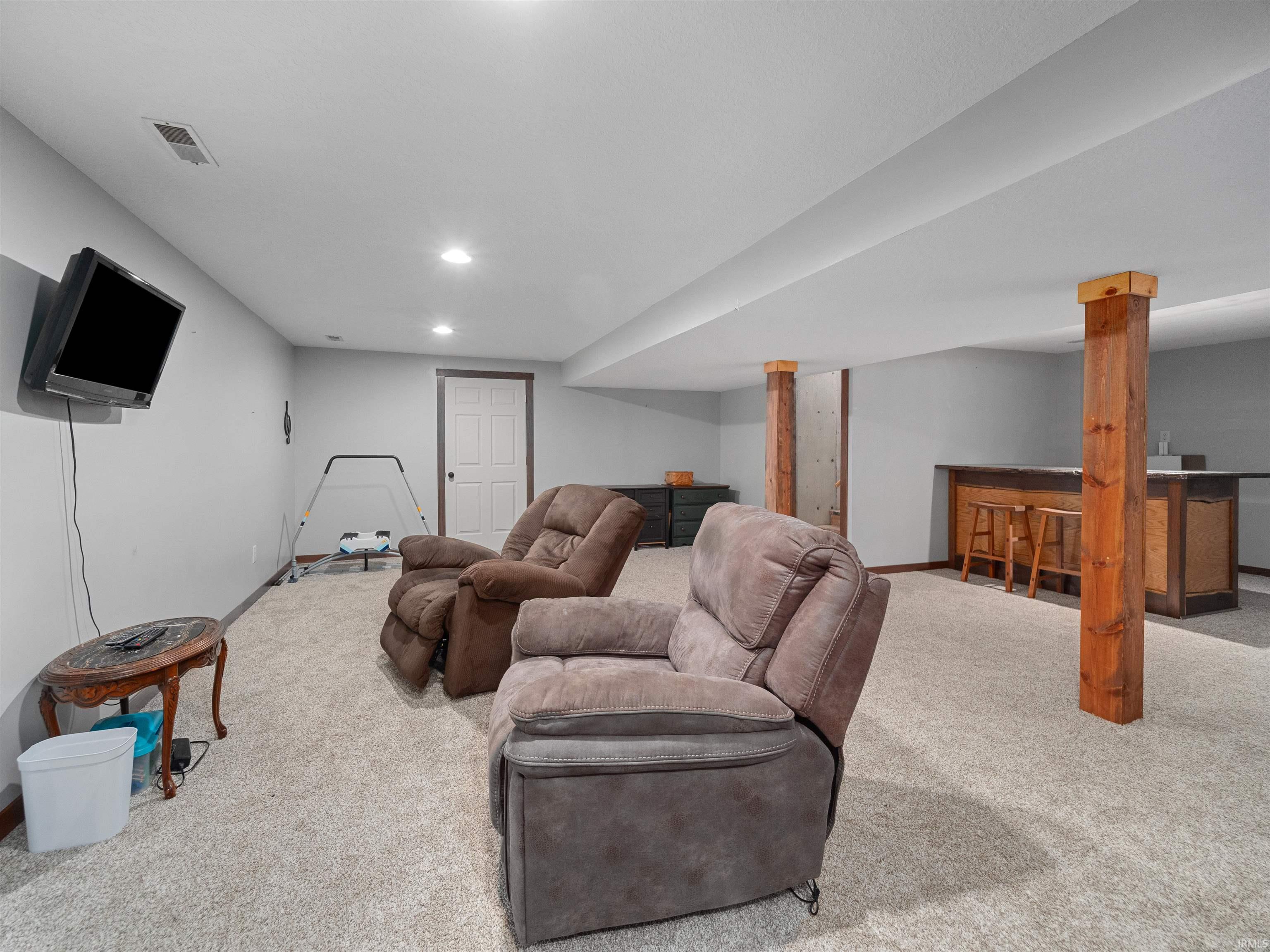 Photo 3 of 9525 Woodruff Court