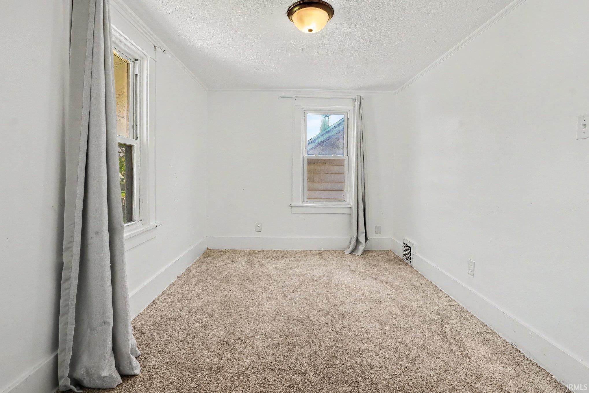 Photo 18 of 1212 W Lexington Avenue