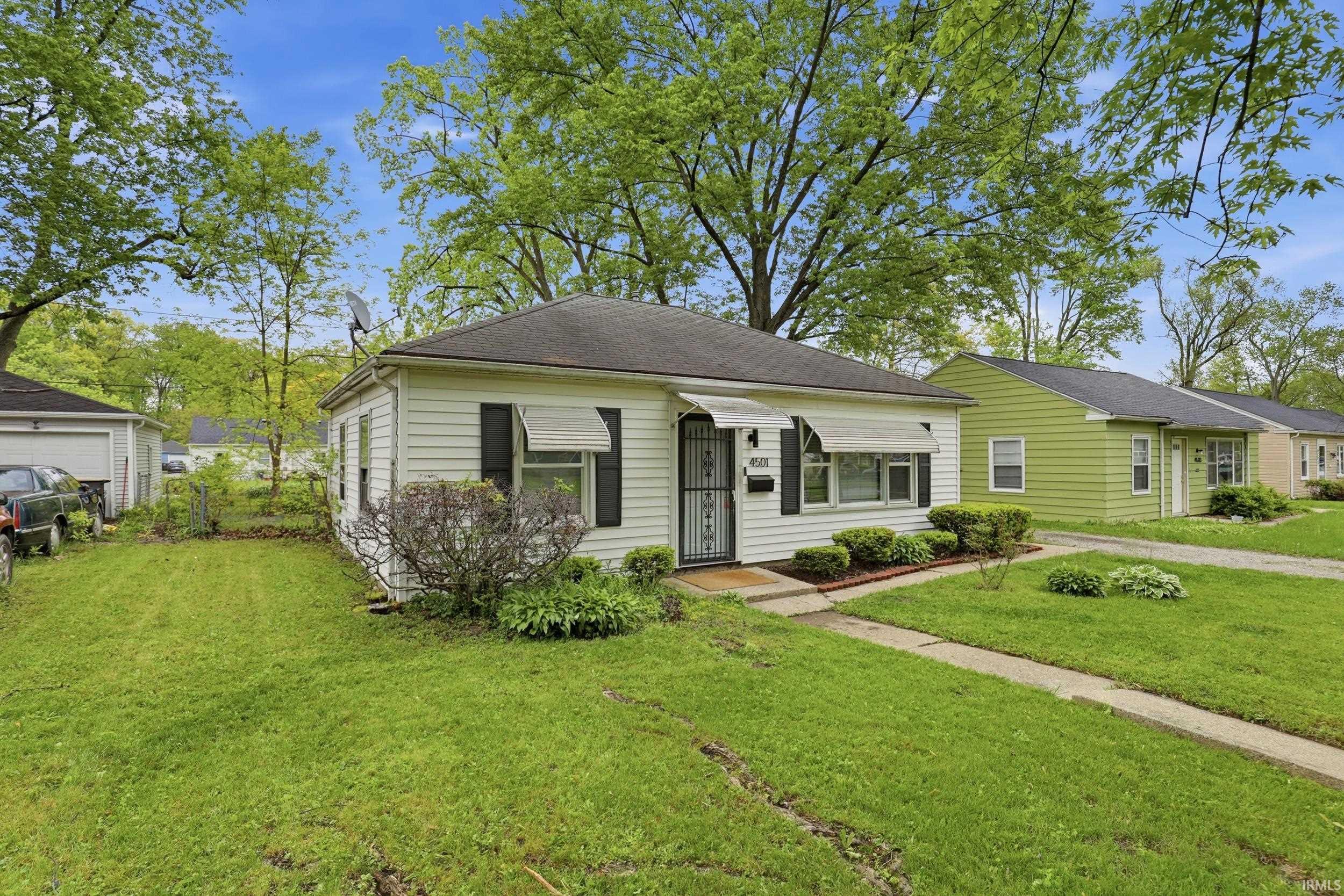 Photo 3 of 4501 standish Drive