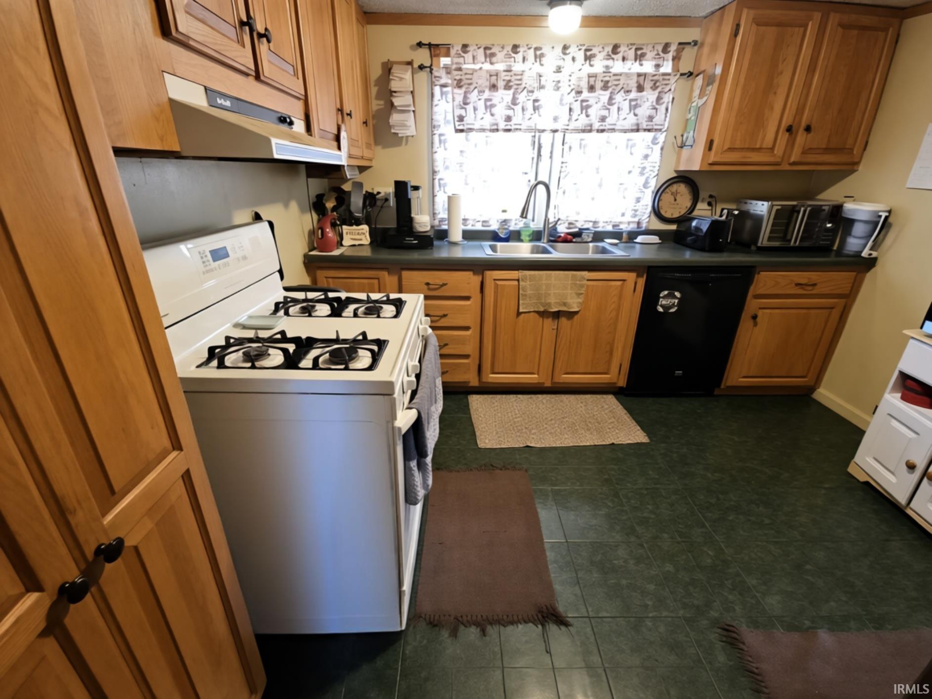 Photo 14 of 1327 Mcpherson Street
