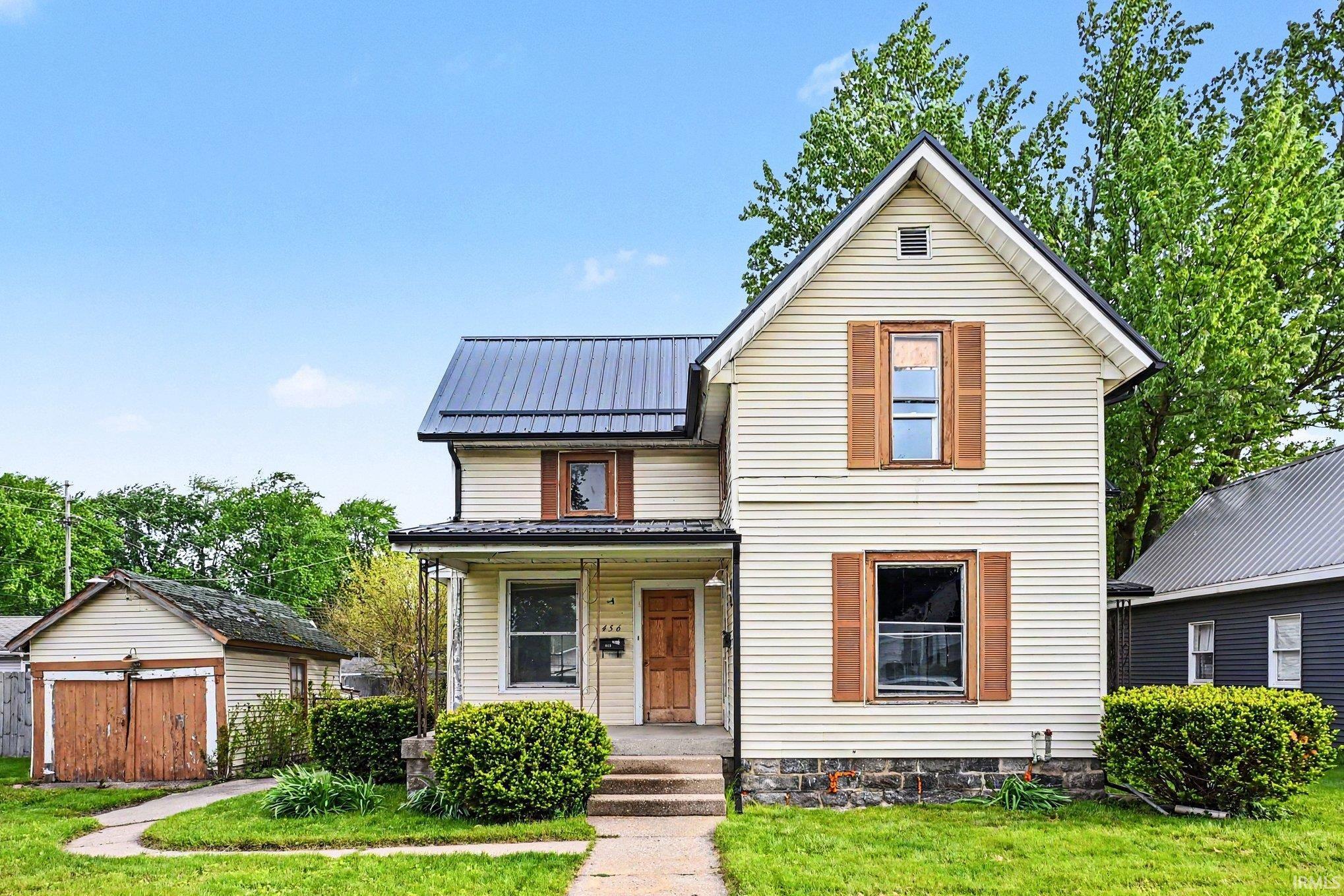 Photo 1 of 456 E Walnut Street