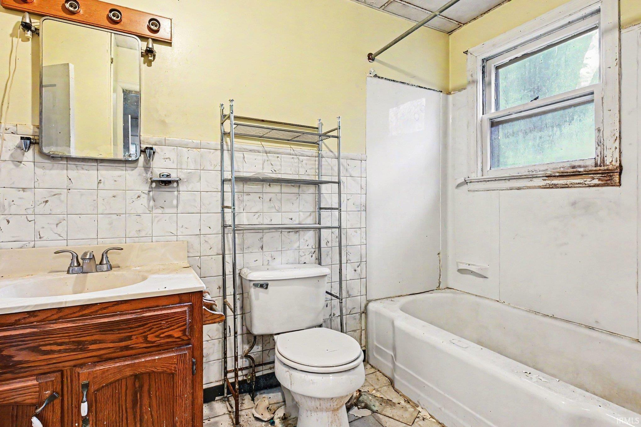 Photo 16 of 456 E Walnut Street