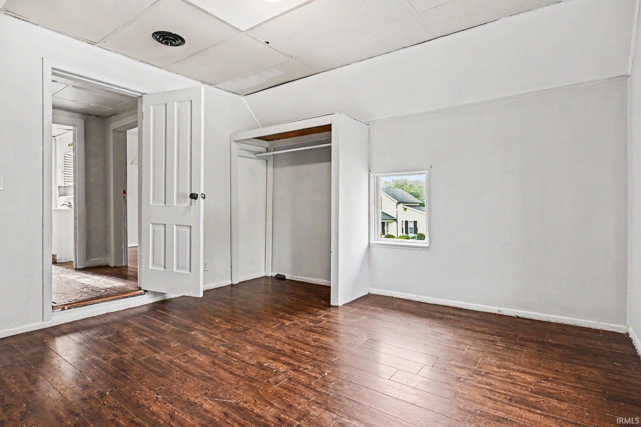 Photo 9 of 456 E Walnut Street