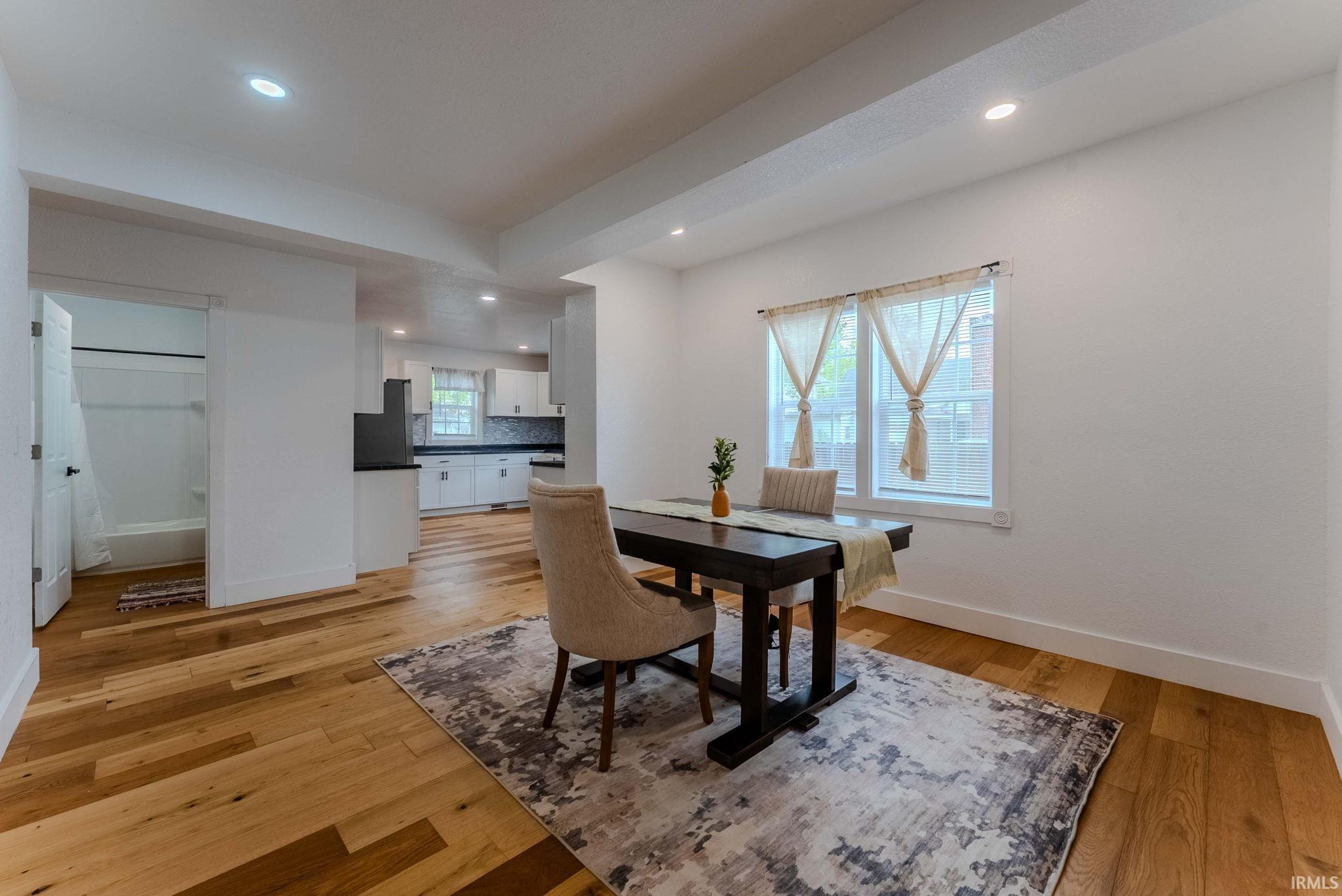 Photo 8 of 425 N Huntington Street