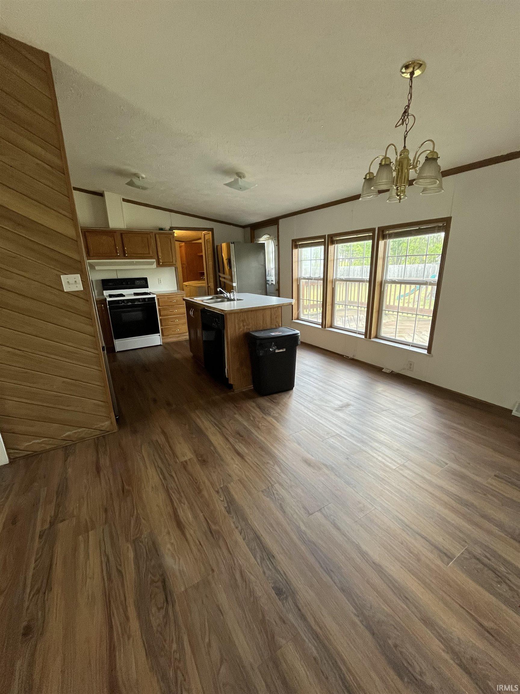 Photo 8 of 15387 William Paul Drive