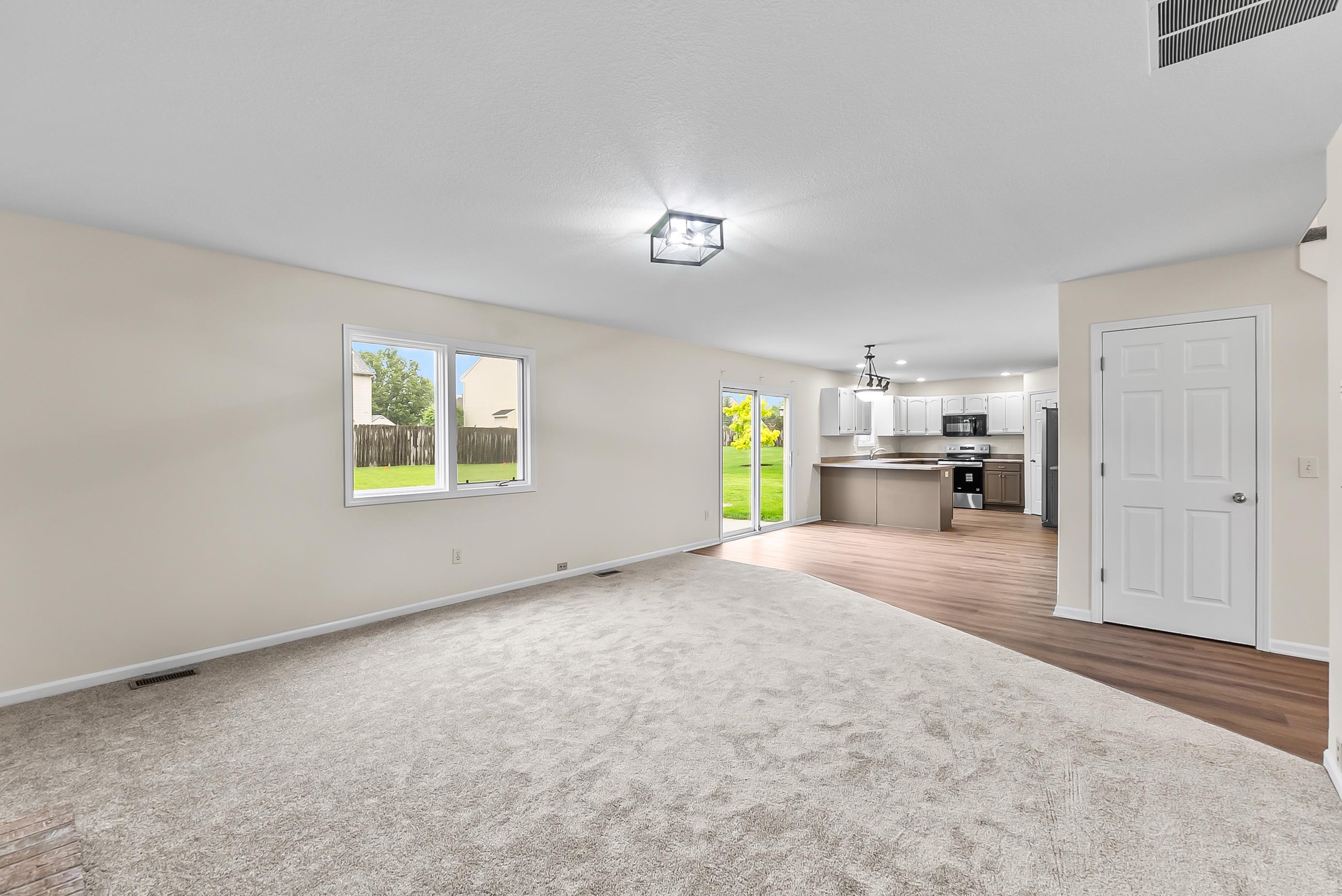 Photo 5 of 14933 Knobcone Court