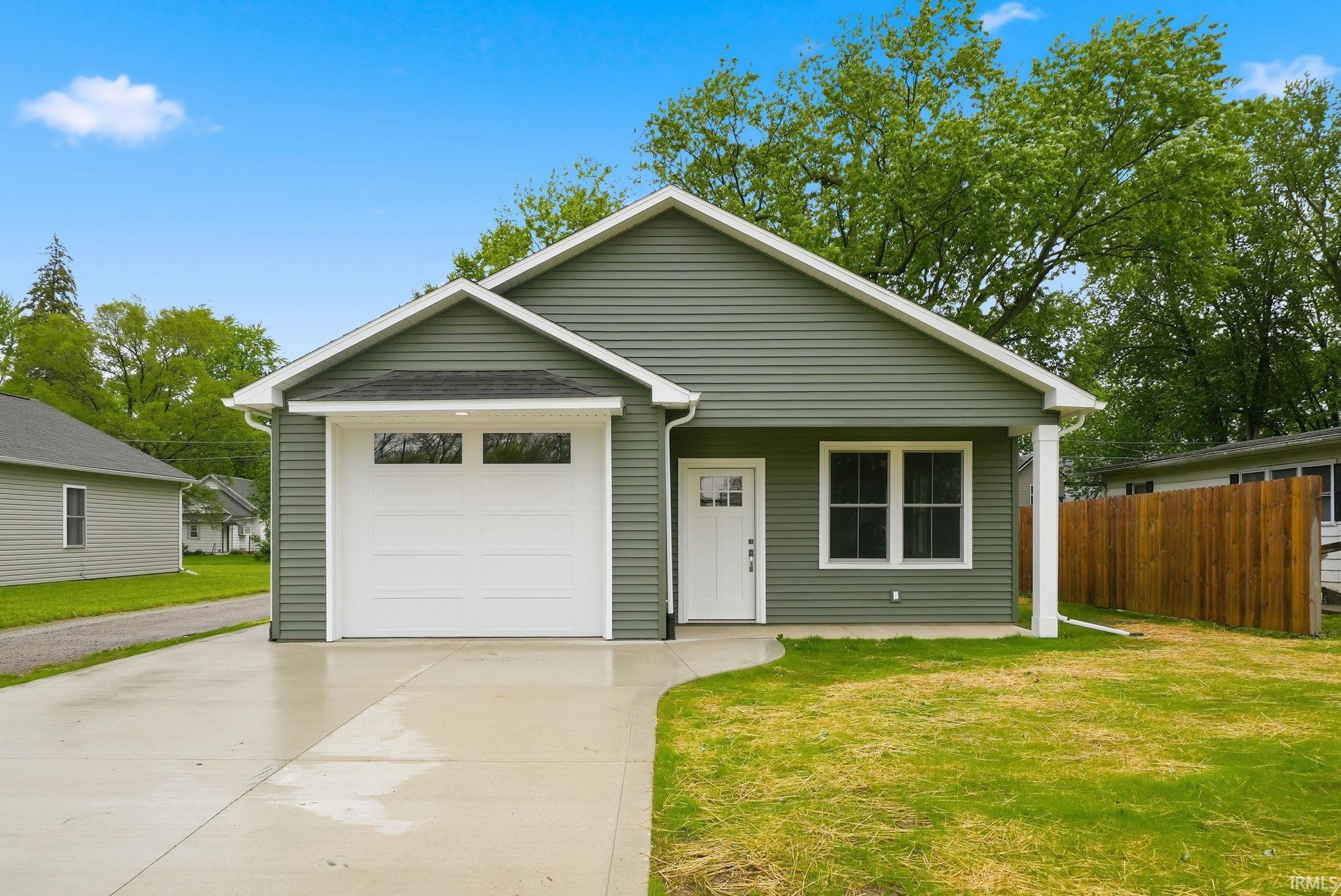 Photo 1 of 1005 Schirmeyer Street