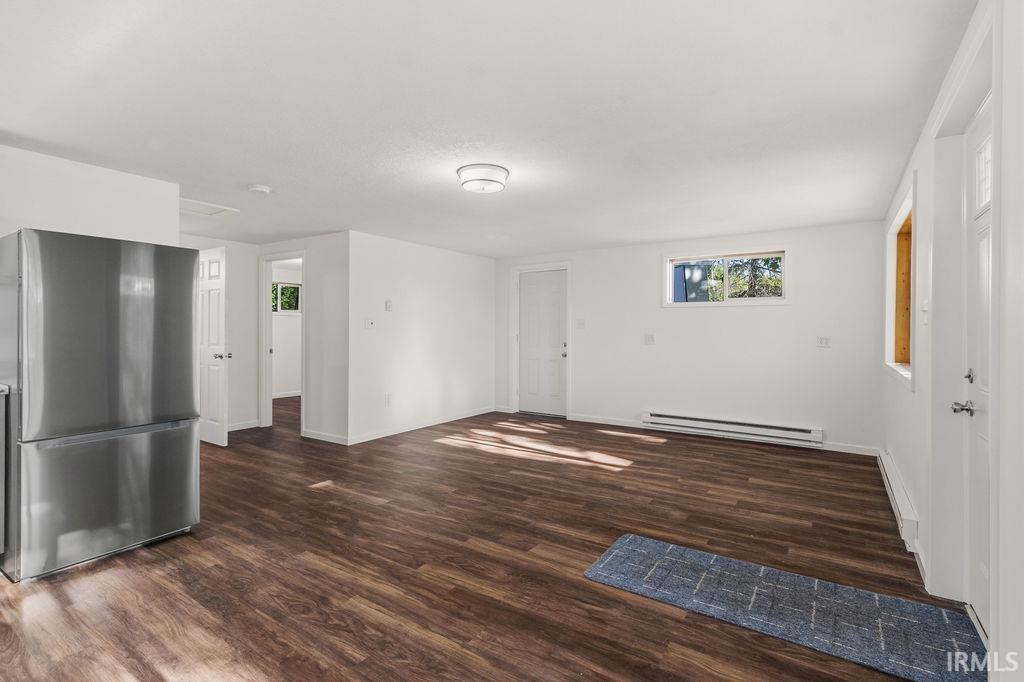 Photo 6 of 4253 S Lakeshore Drive