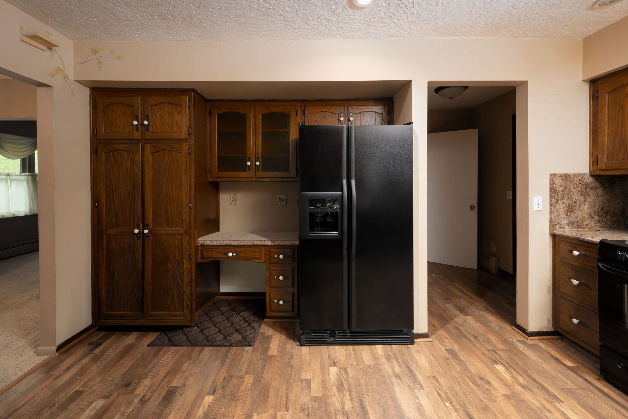 Photo 11 of 1287 E Greenbriar Drive