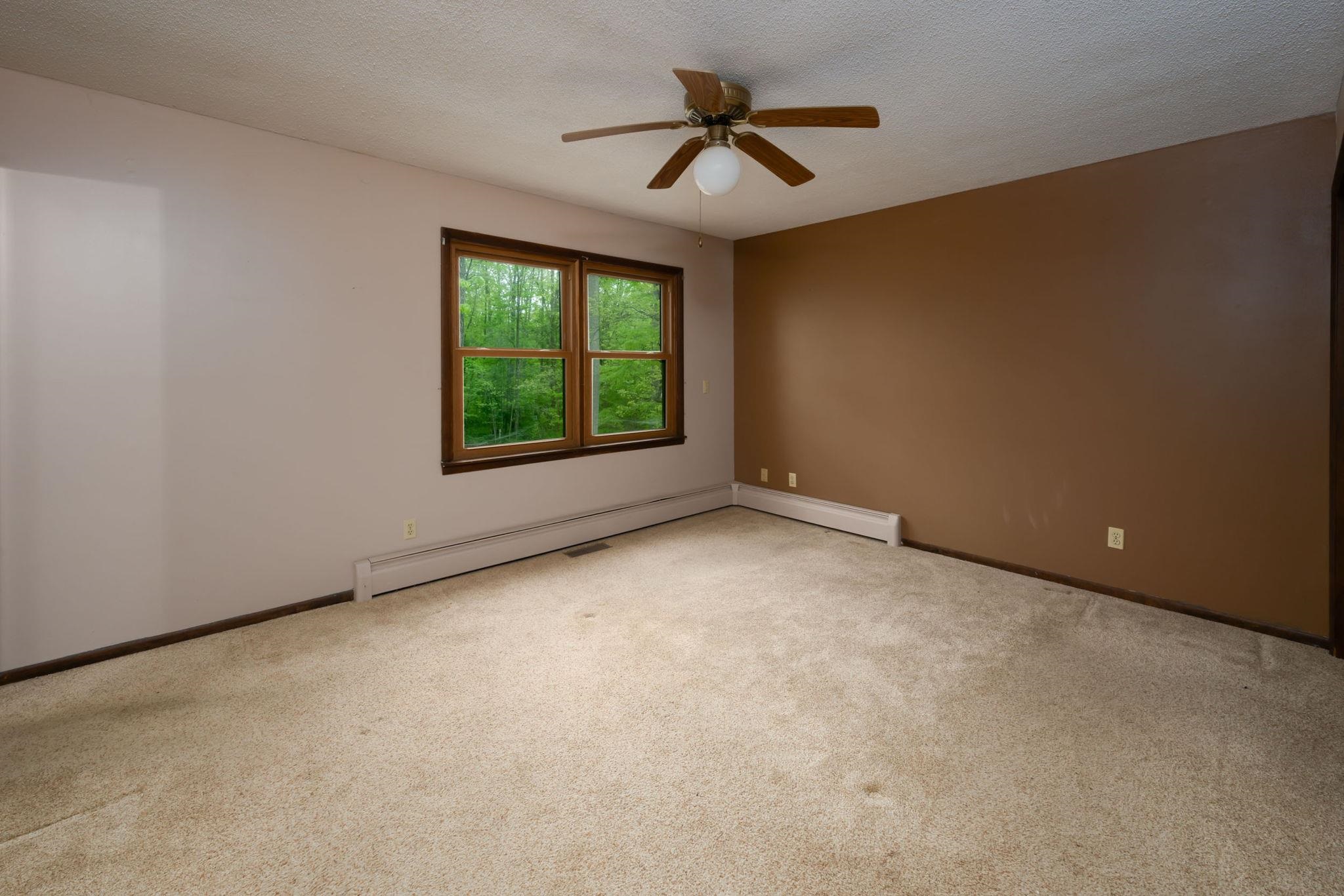 Photo 14 of 1287 E Greenbriar Drive