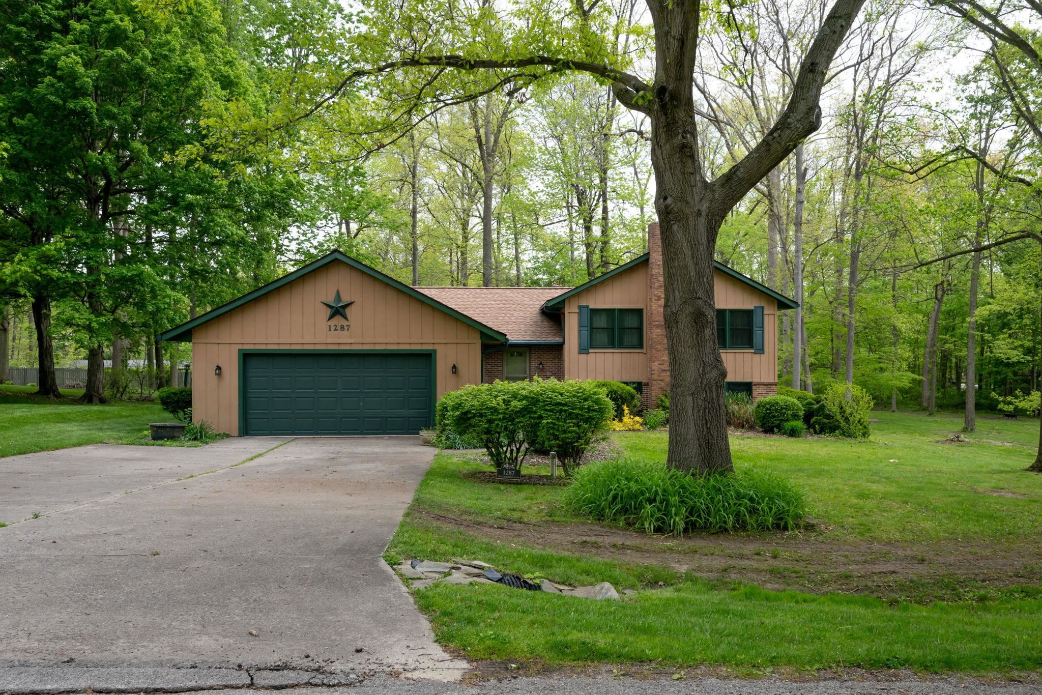 Photo 23 of 1287 E Greenbriar Drive