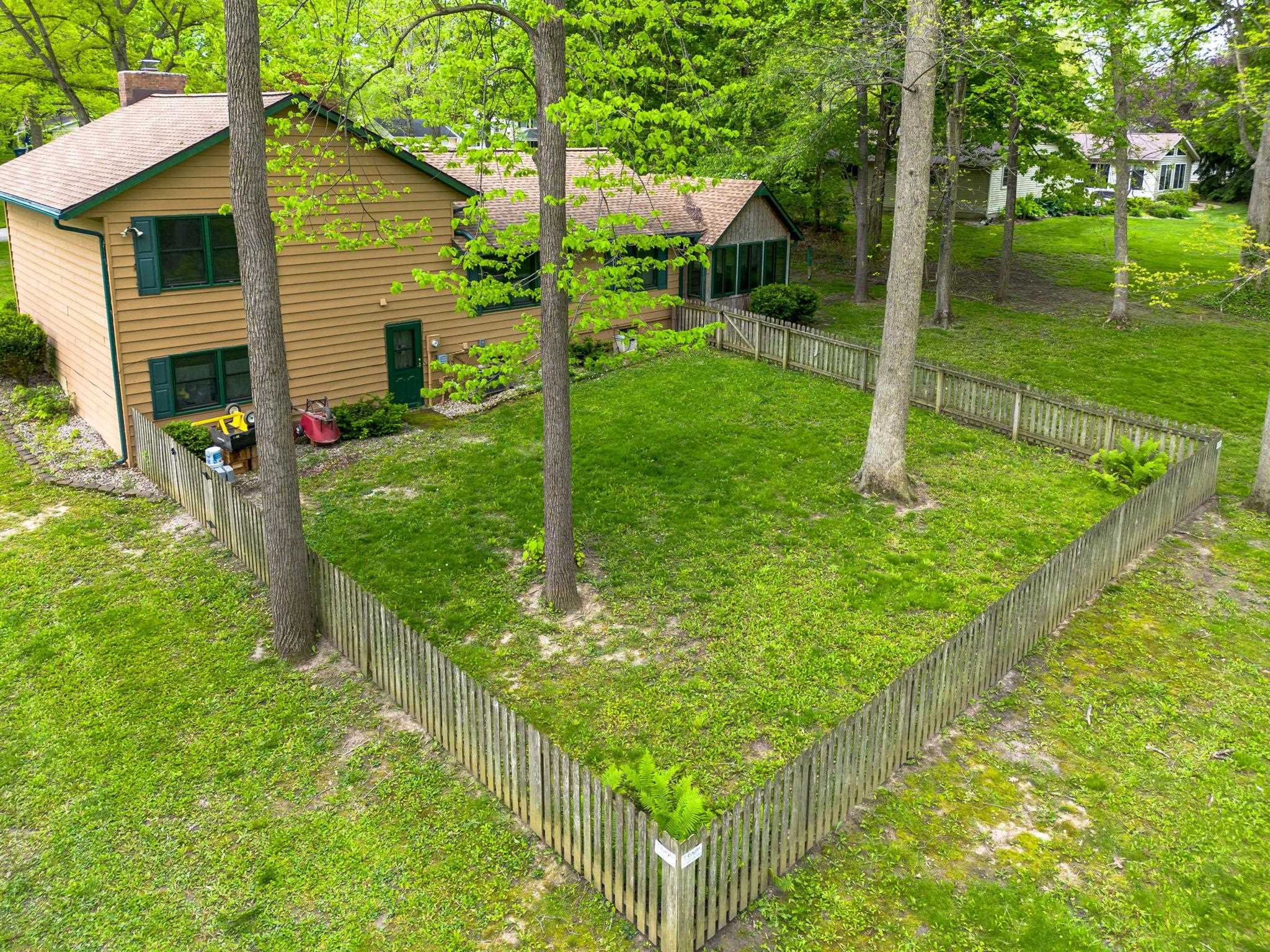 Photo 33 of 1287 E Greenbriar Drive