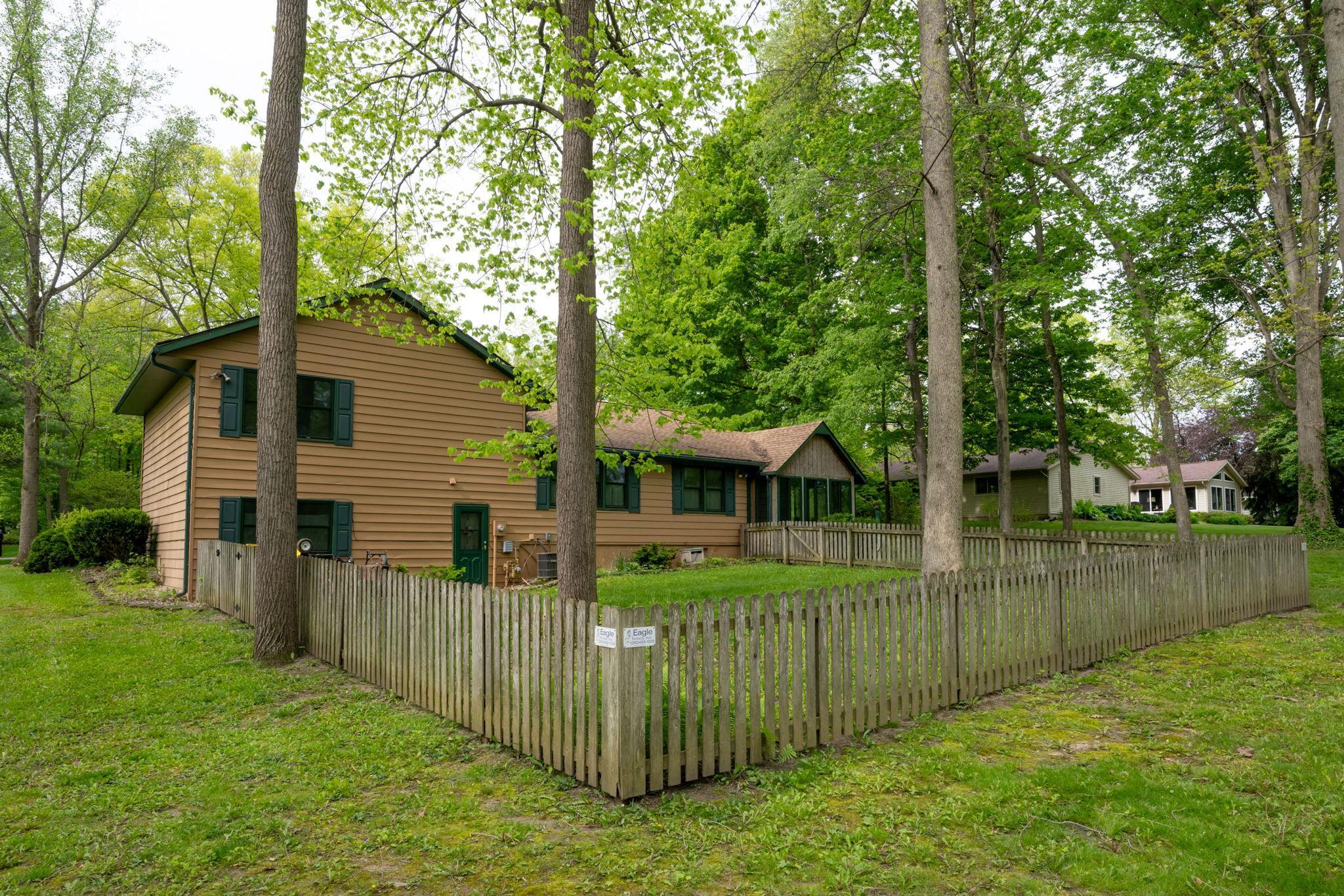 Photo 34 of 1287 E Greenbriar Drive