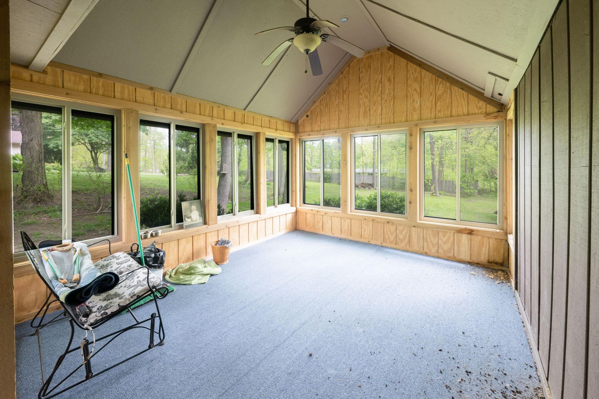 Photo 6 of 1287 E Greenbriar Drive