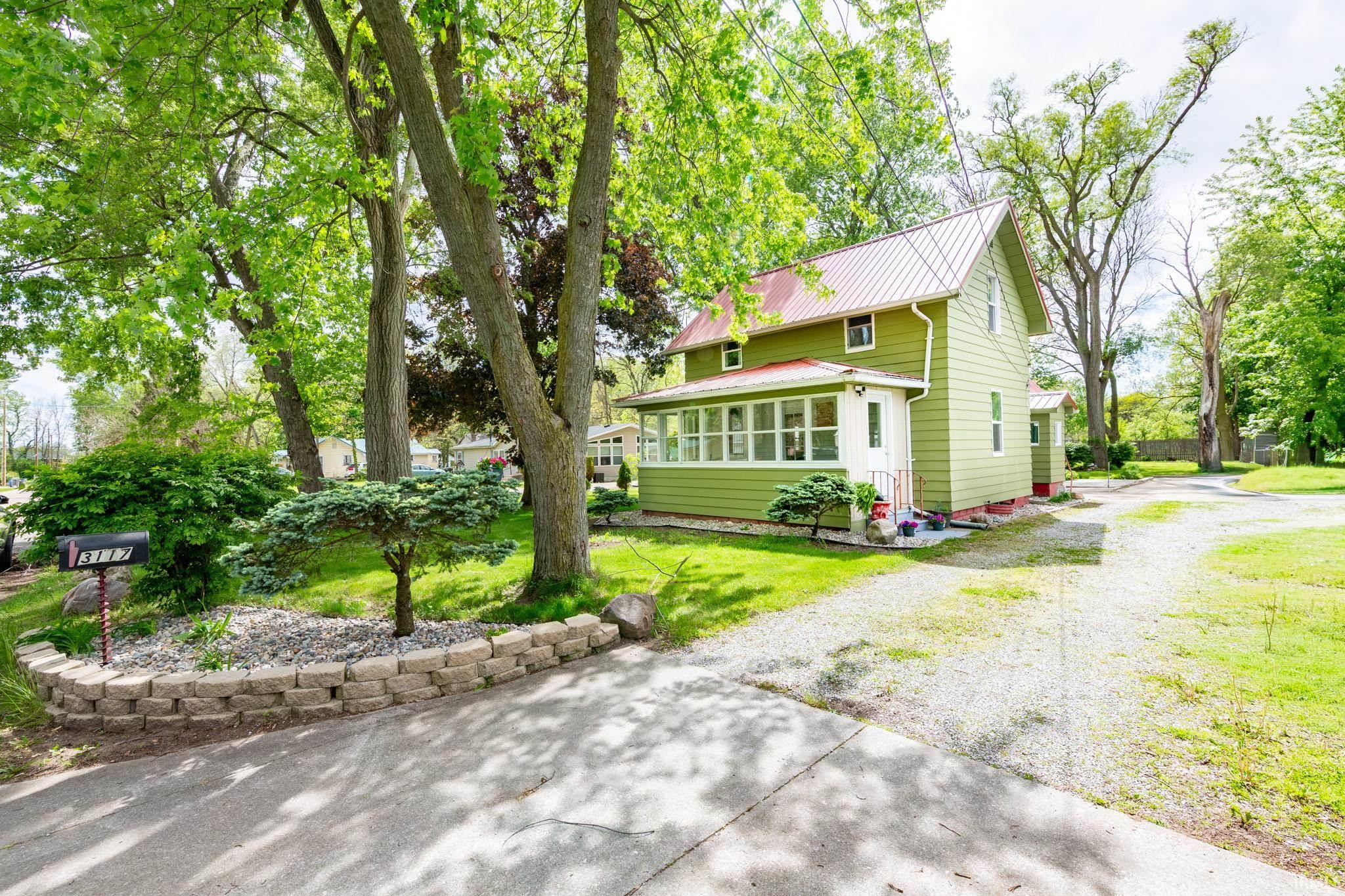 Photo 0 of 3117 Burr Oak Avenue