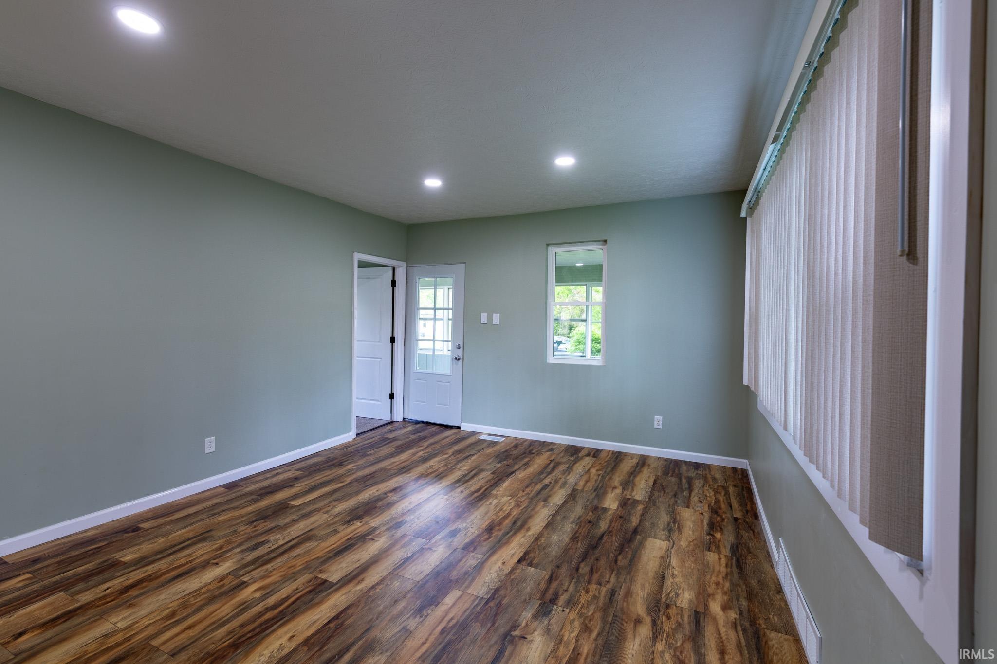 Photo 5 of 3117 Burr Oak Avenue
