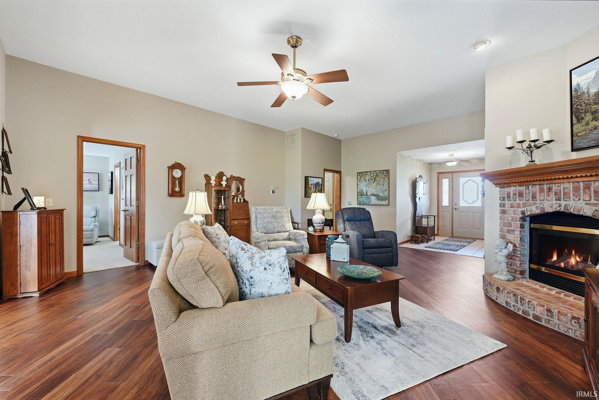 Photo 4 of 1503 Classic Lake Cove