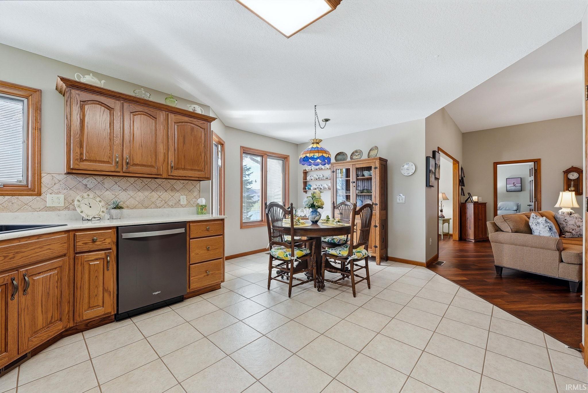 Photo 9 of 1503 Classic Lake Cove