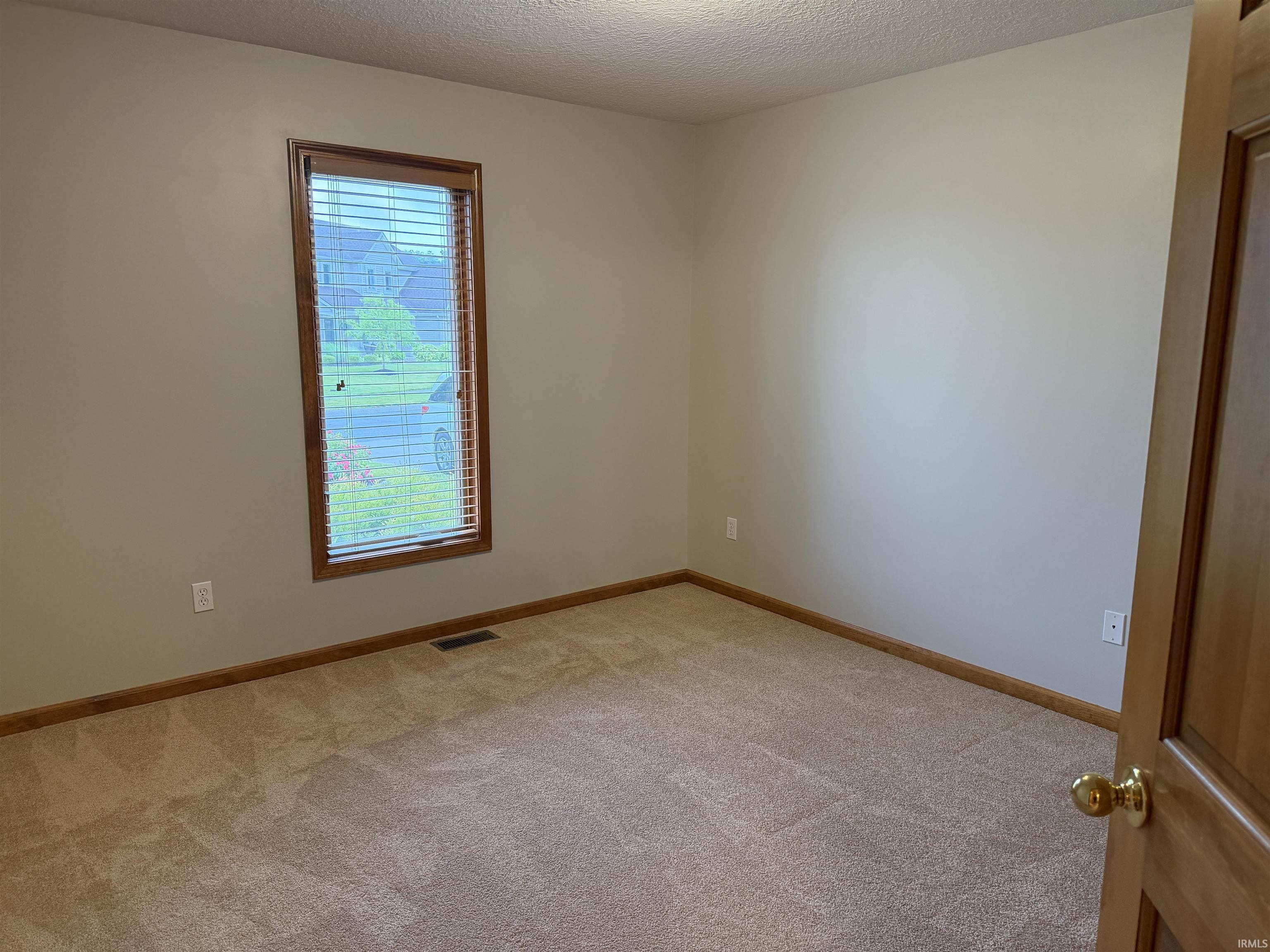 Photo 14 of 9418 Greyhawk Drive