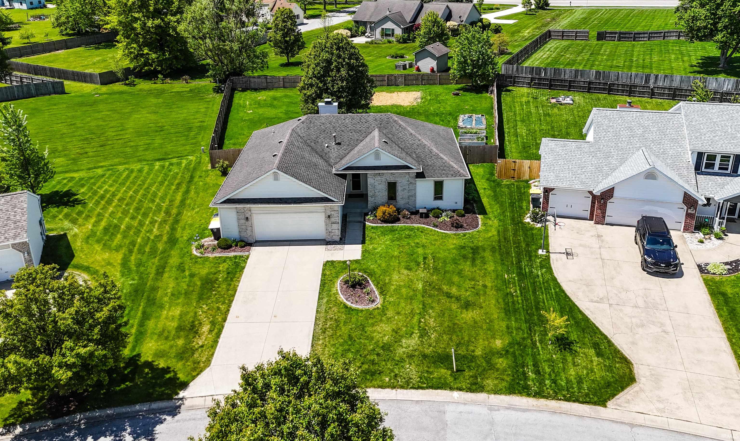 Photo 26 of 9418 Greyhawk Drive