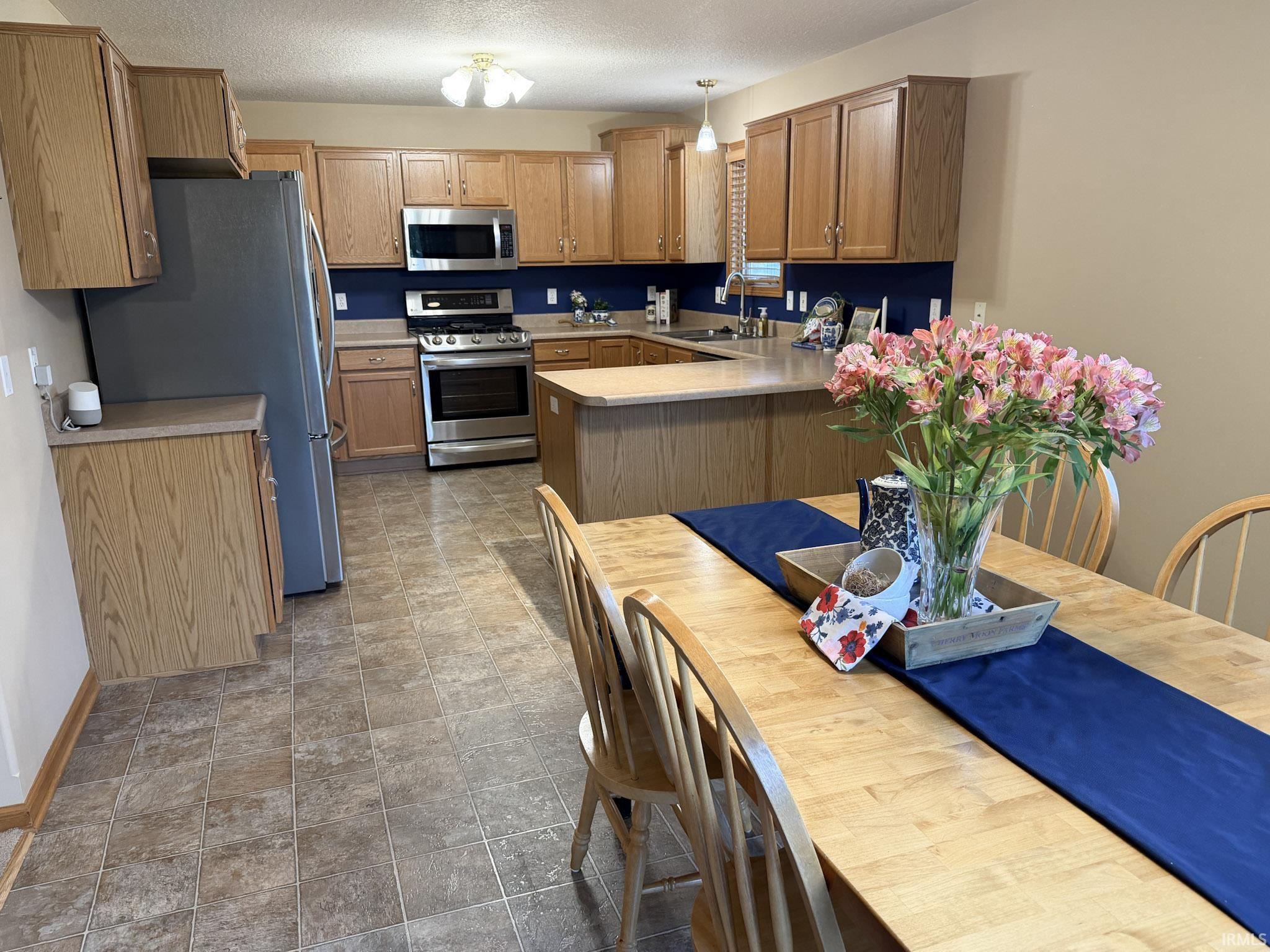 Photo 5 of 9418 Greyhawk Drive