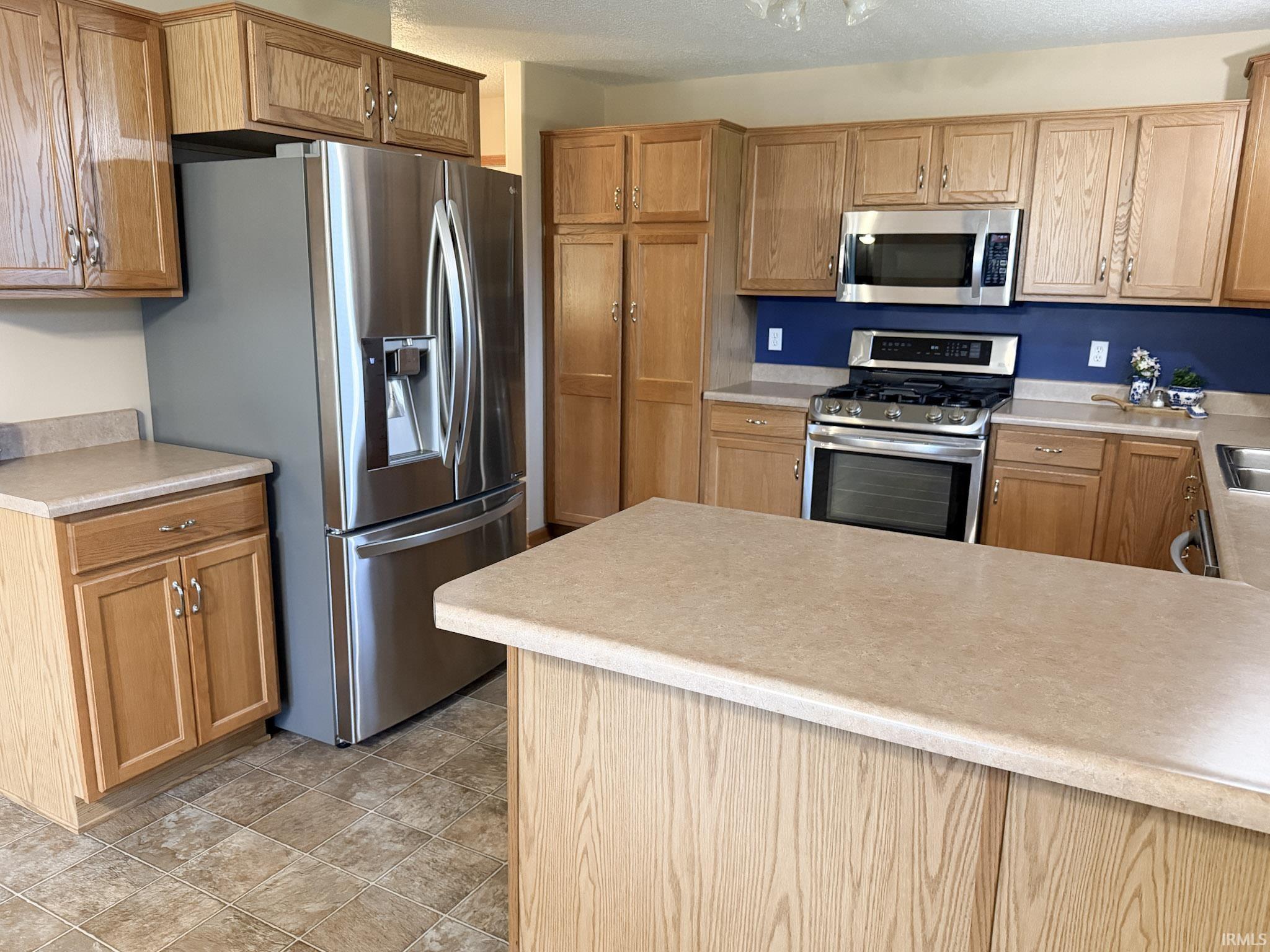 Photo 6 of 9418 Greyhawk Drive