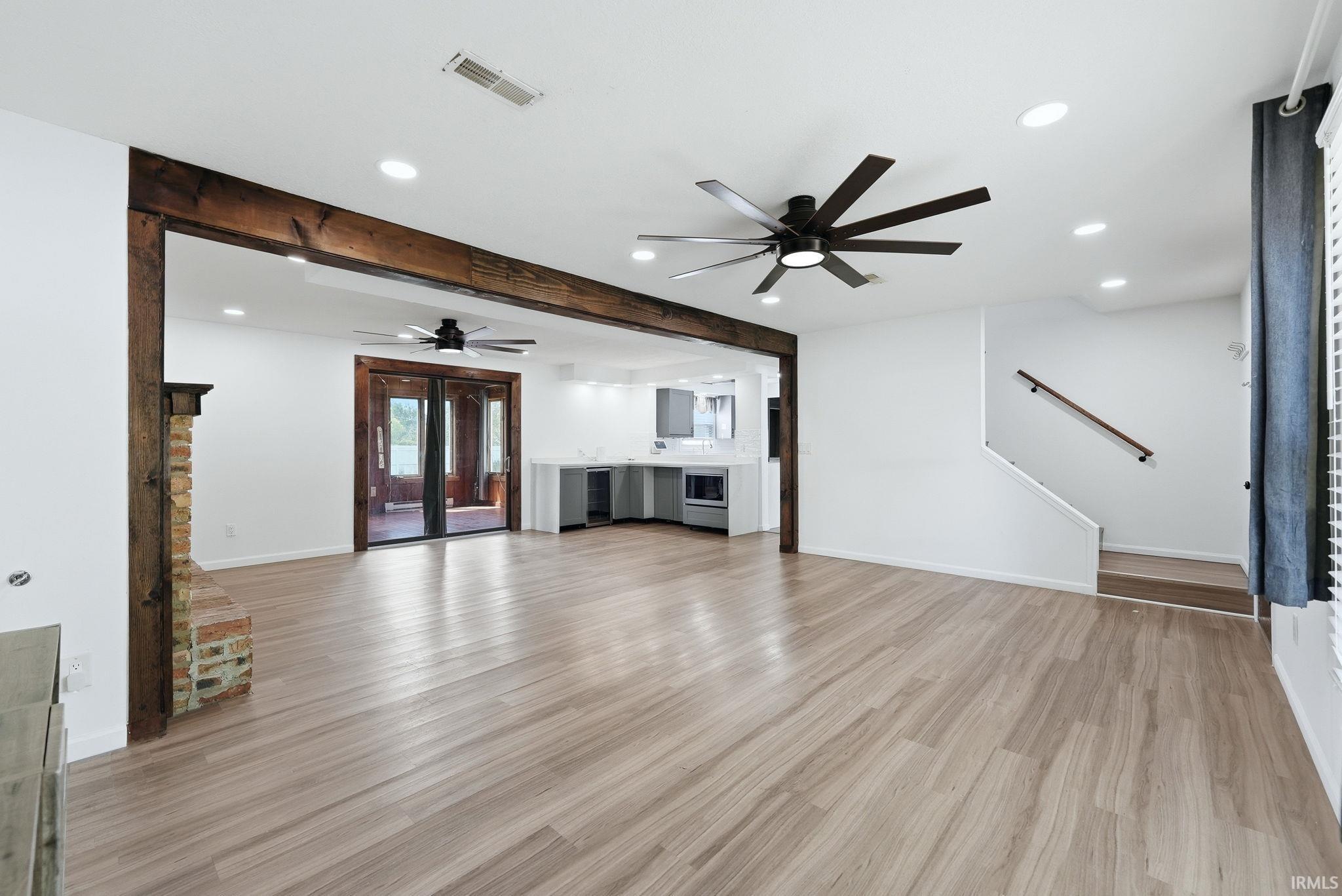 Photo 4 of 6609 Salge Drive