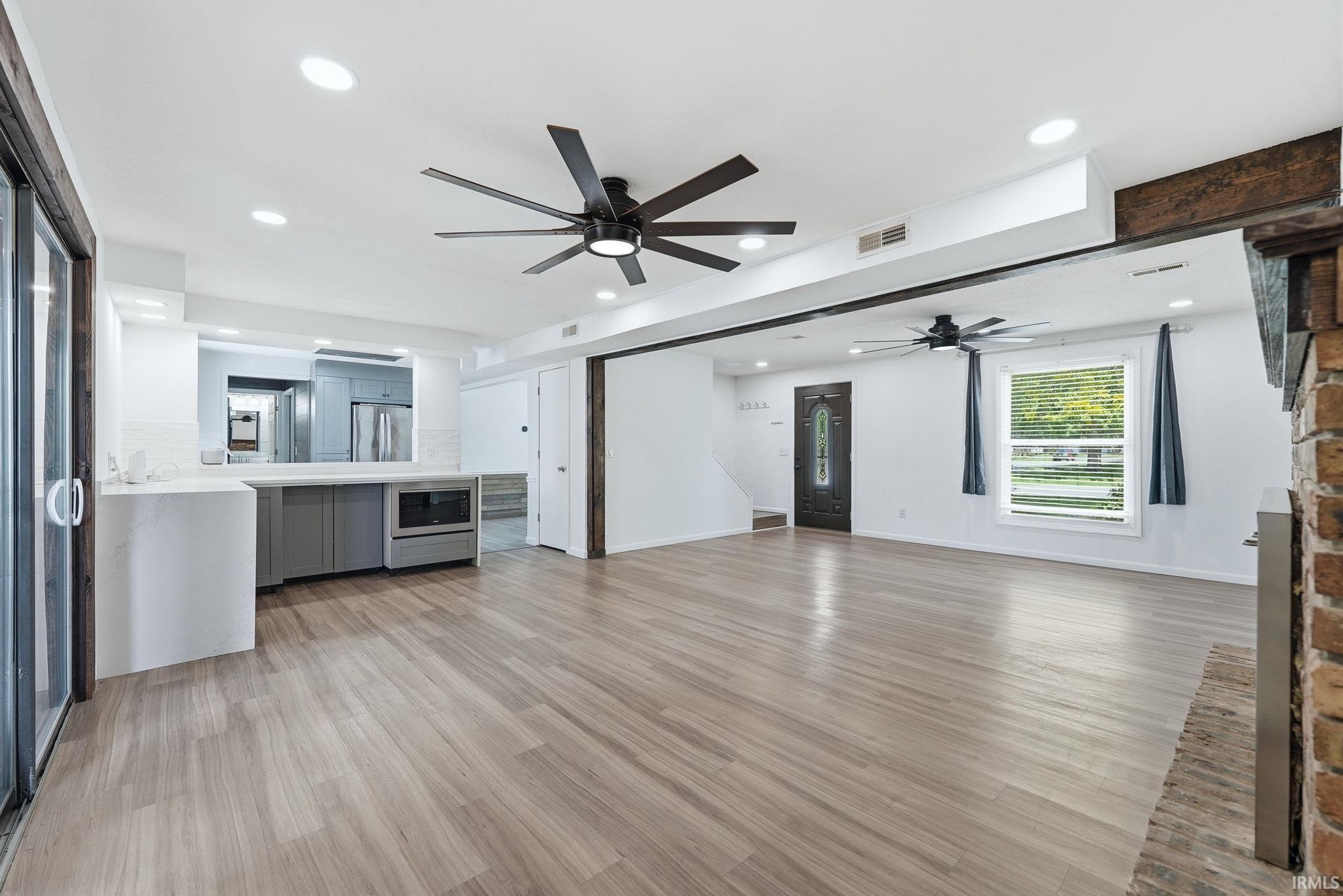 Photo 8 of 6609 Salge Drive