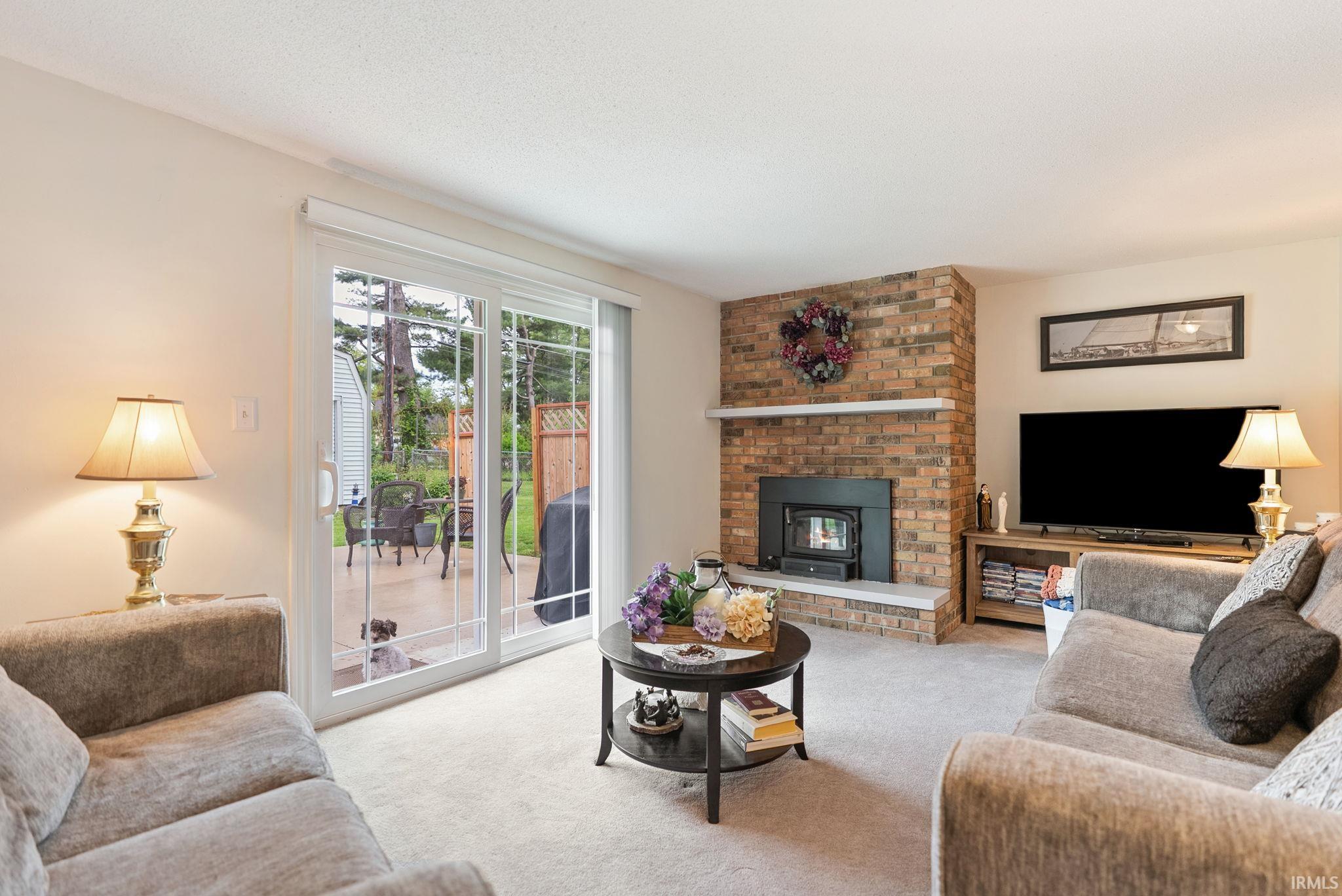 Photo 13 of 5323 Fernwood Avenue