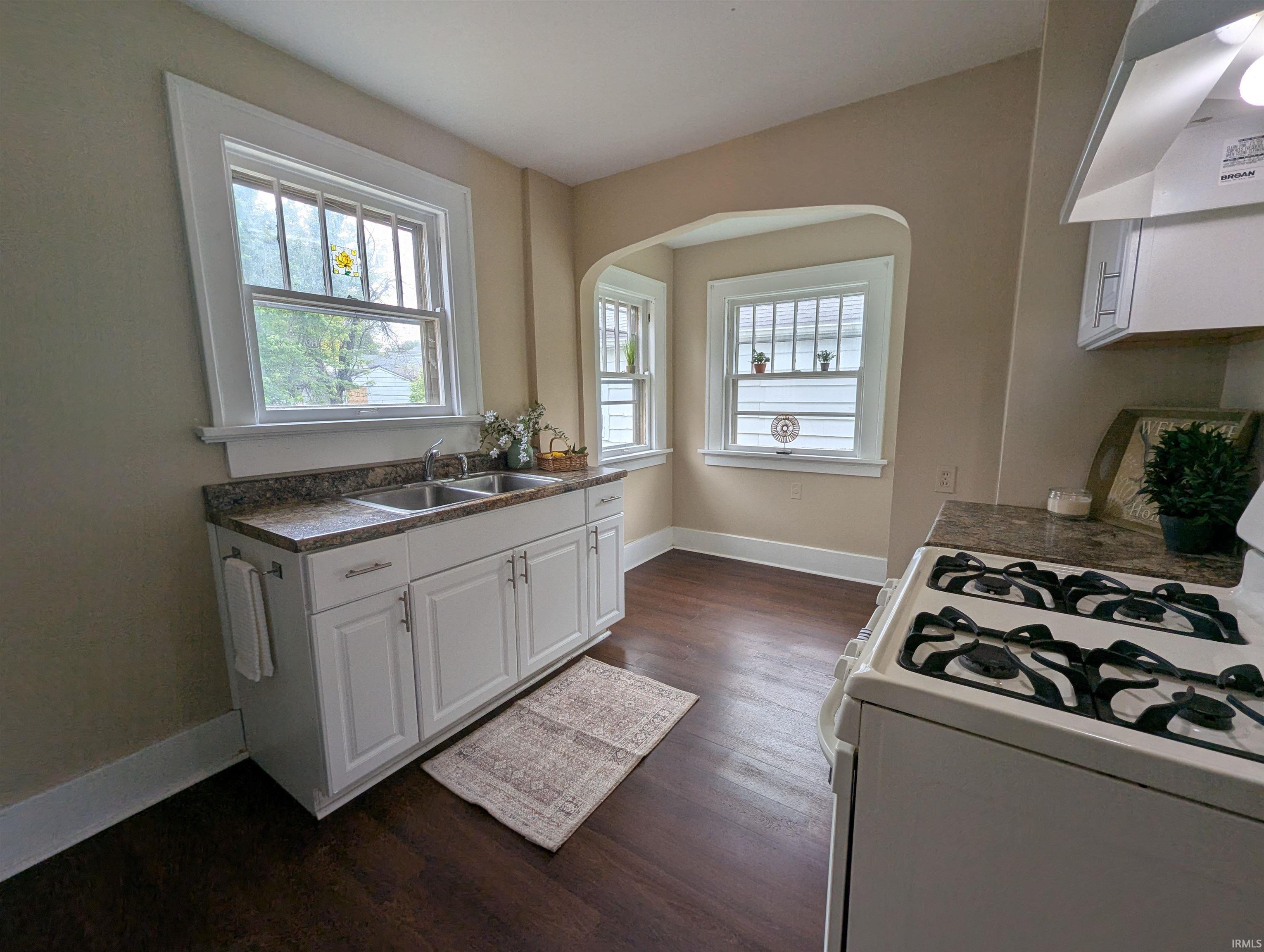 Photo 13 of 3501 Webster Street