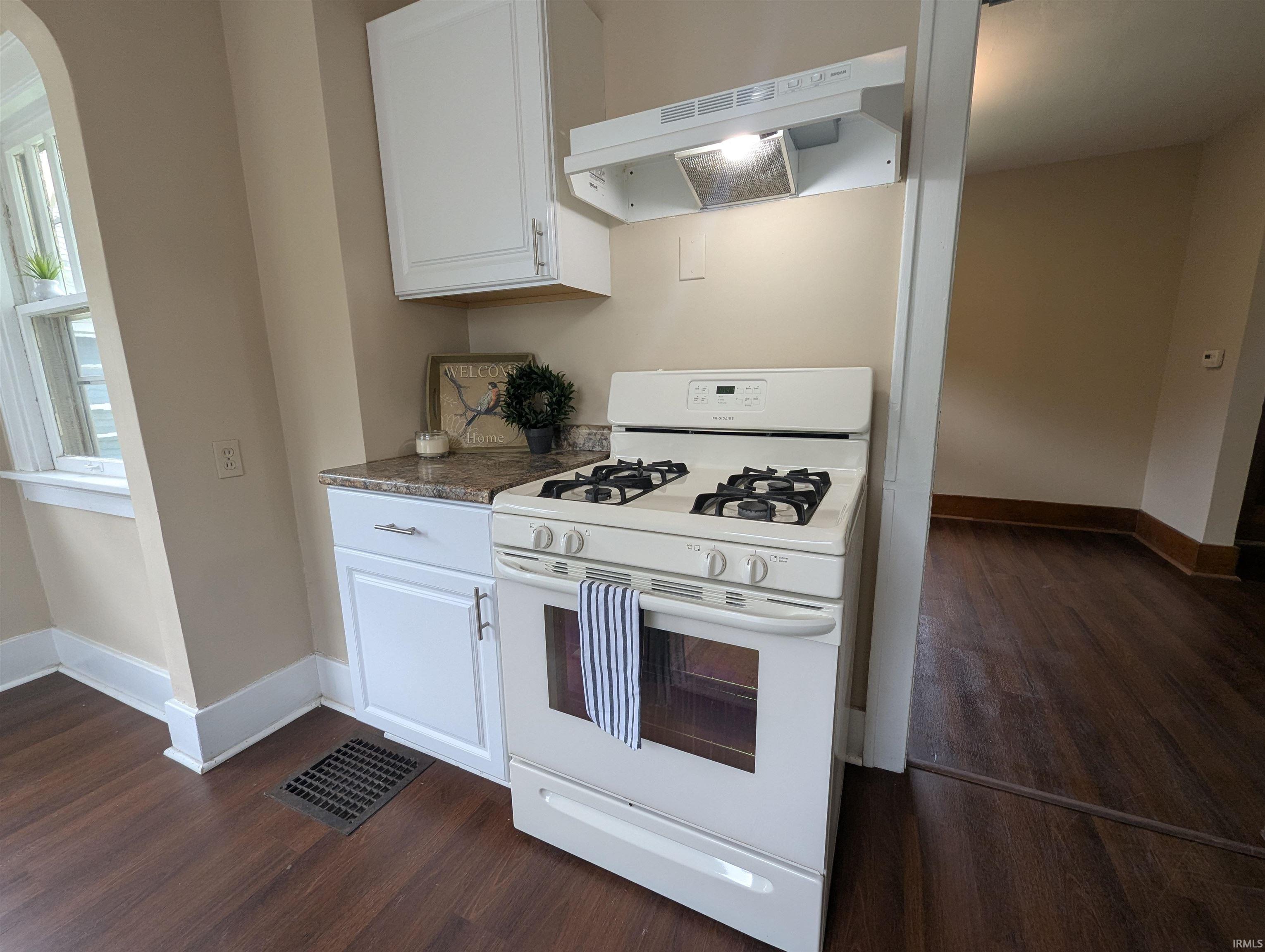 Photo 16 of 3501 Webster Street