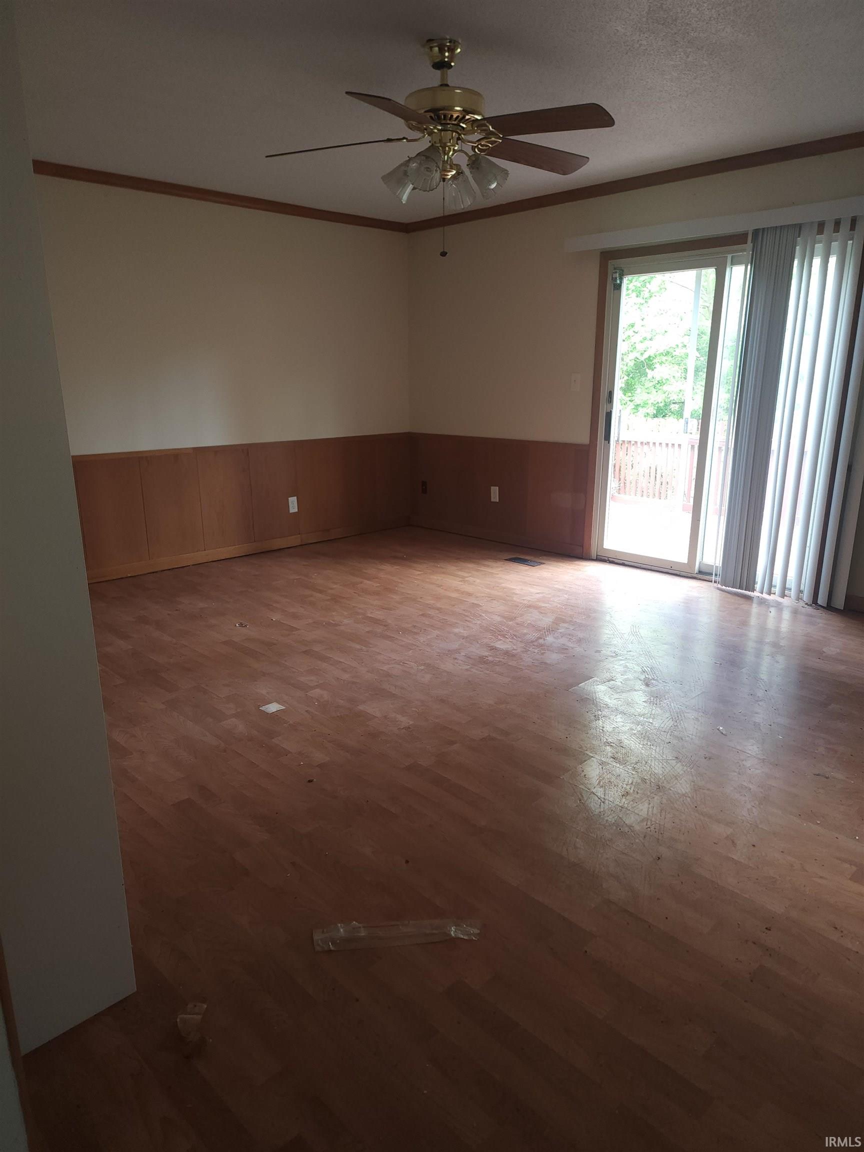 Photo 2 of 116 Burns Boulevard