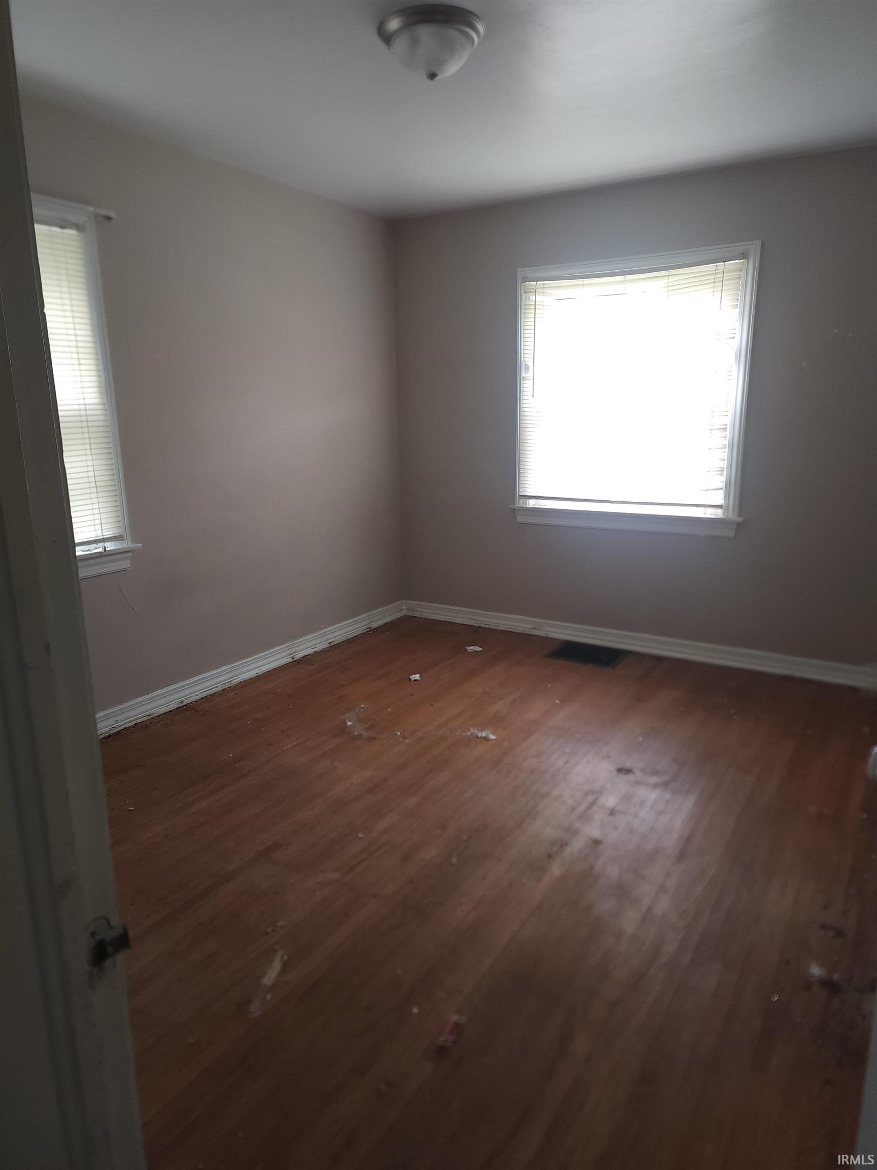 Photo 4 of 116 Burns Boulevard