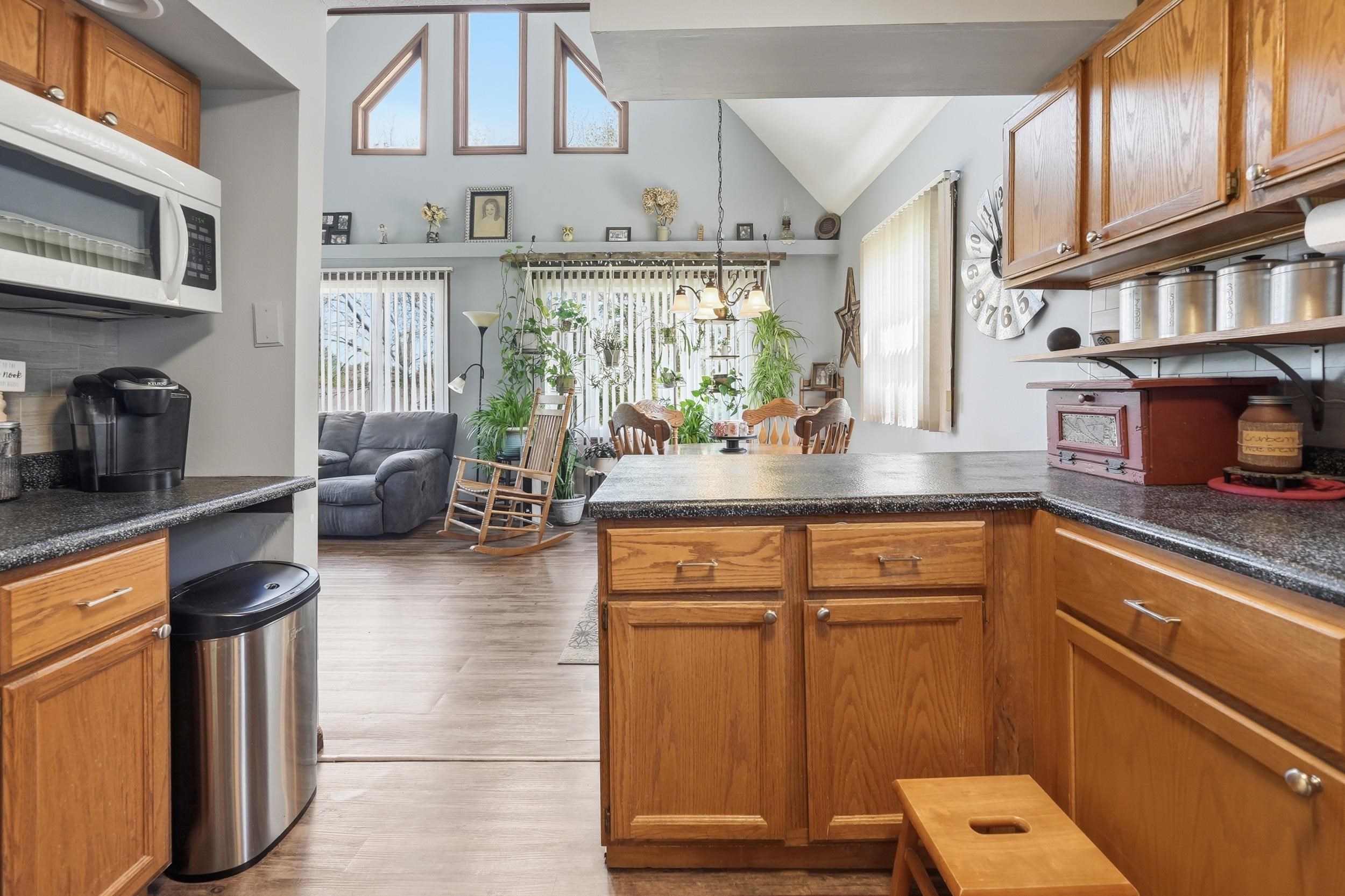 Photo 11 of 504 Carlin Drive