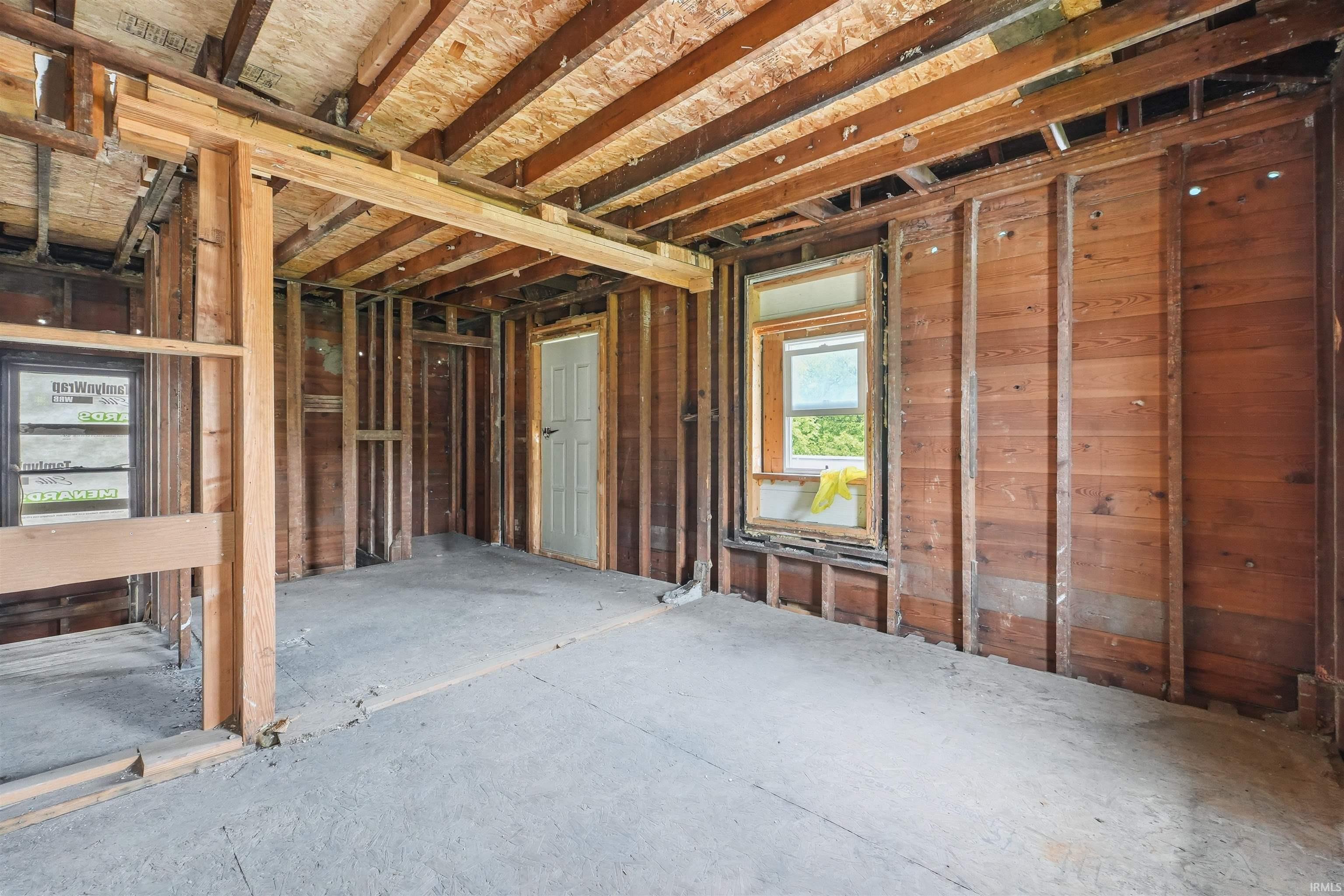 Photo 7 of 462 E Suttenfield Street