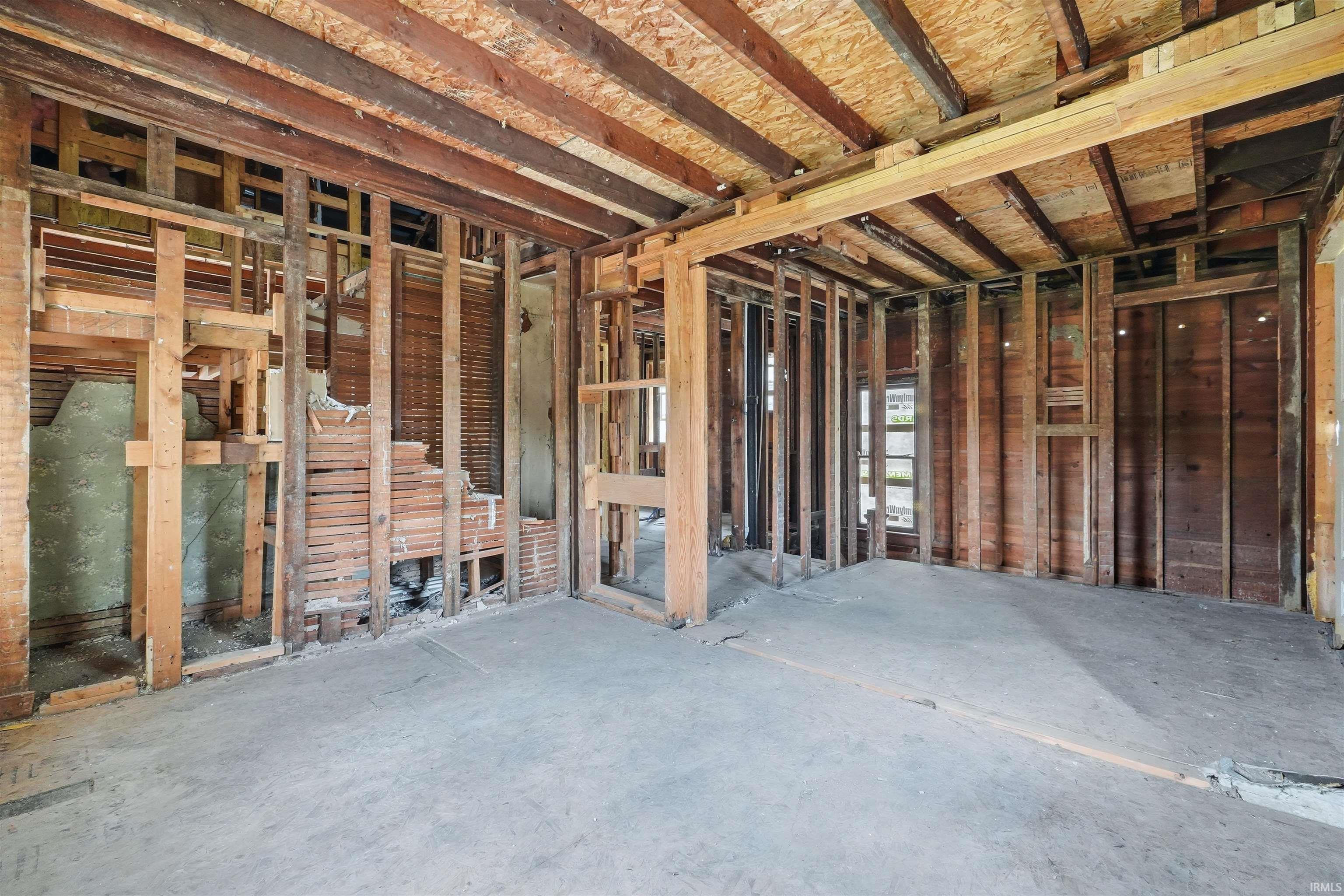 Photo 9 of 462 E Suttenfield Street