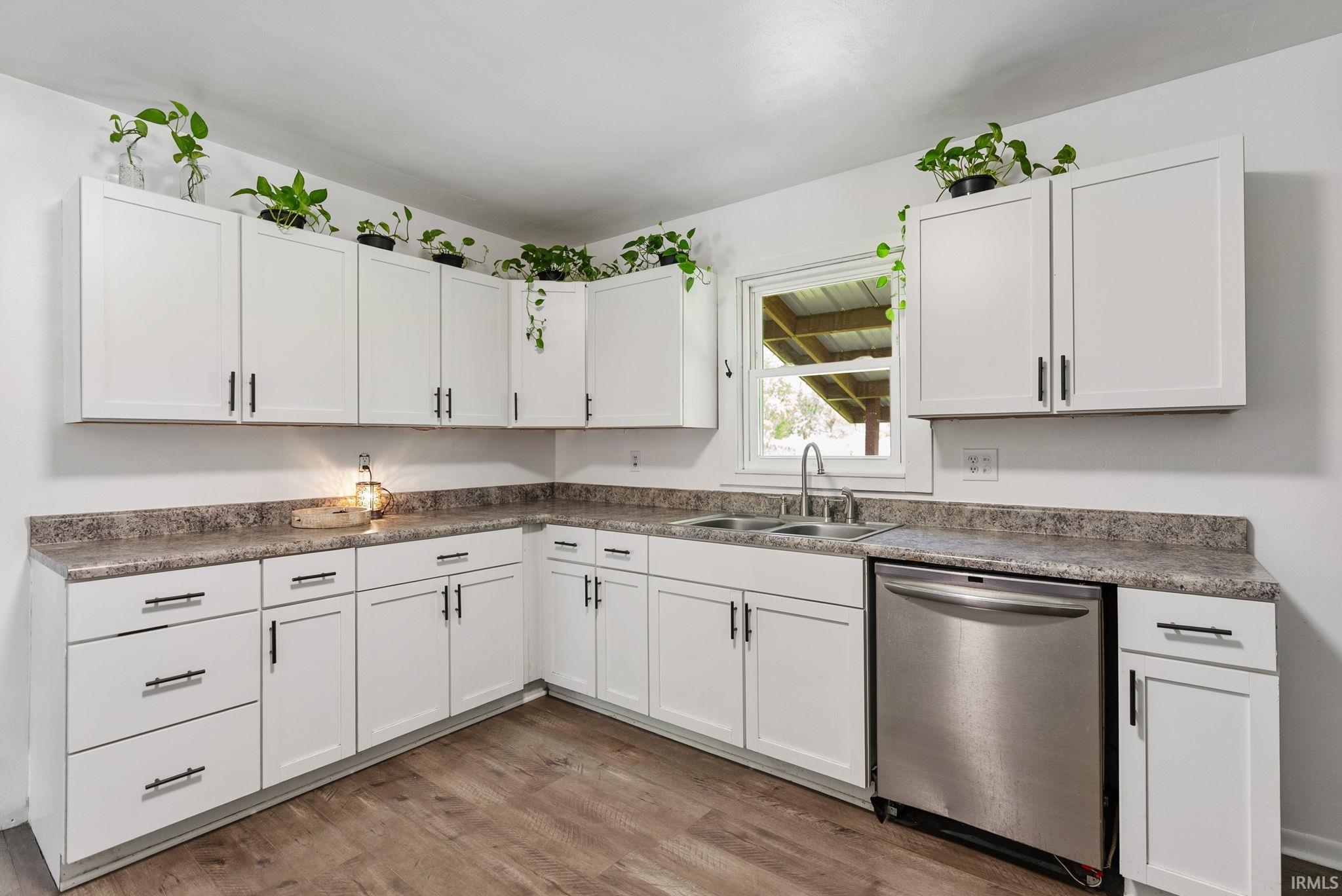 Photo 12 of 6717 Beaty Avenue