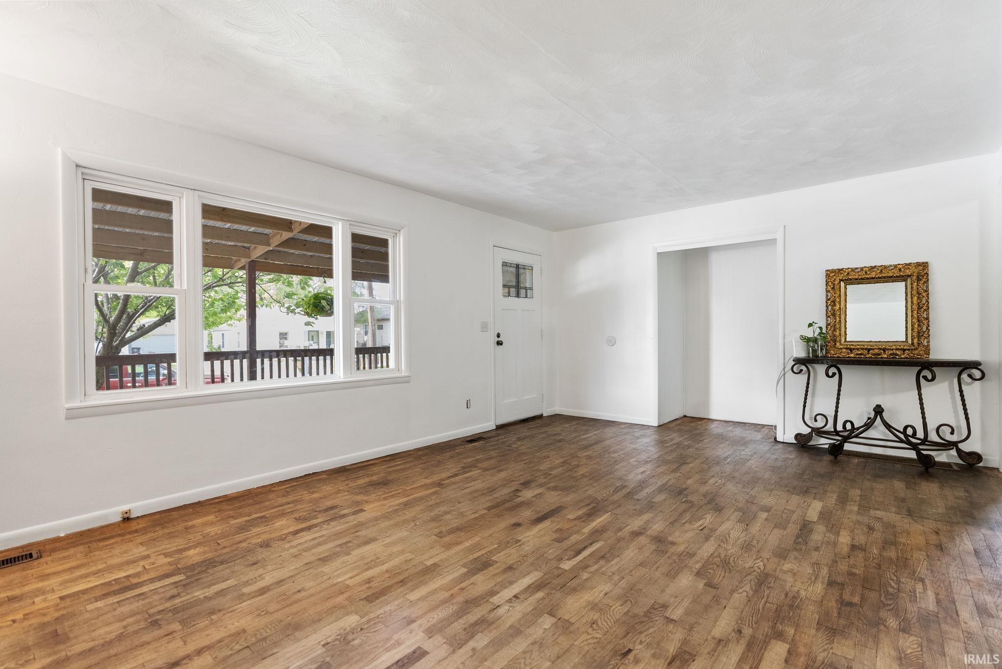Photo 5 of 6717 Beaty Avenue