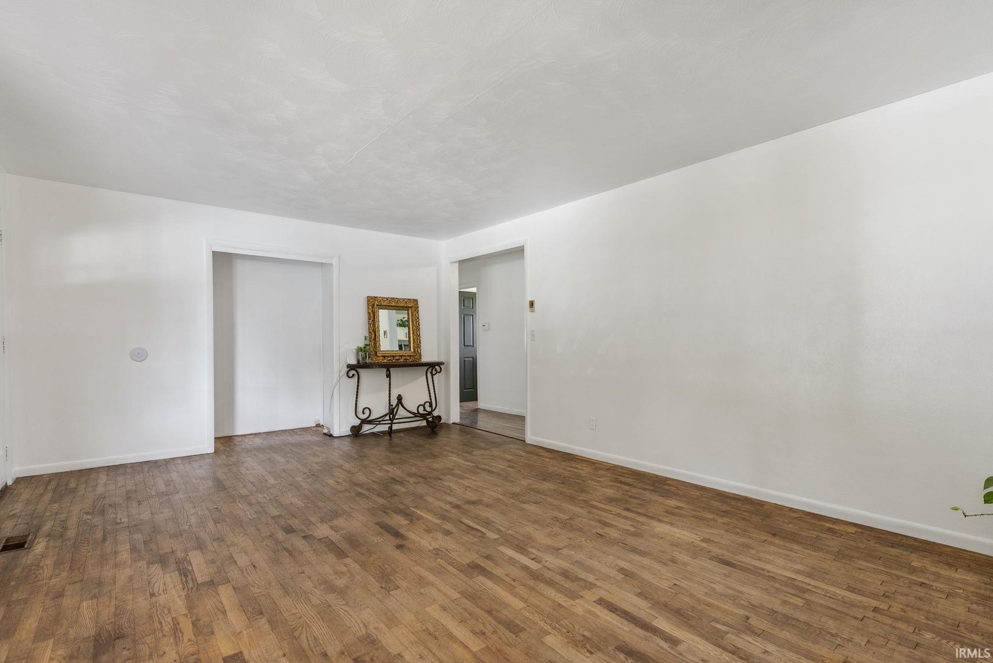 Photo 6 of 6717 Beaty Avenue