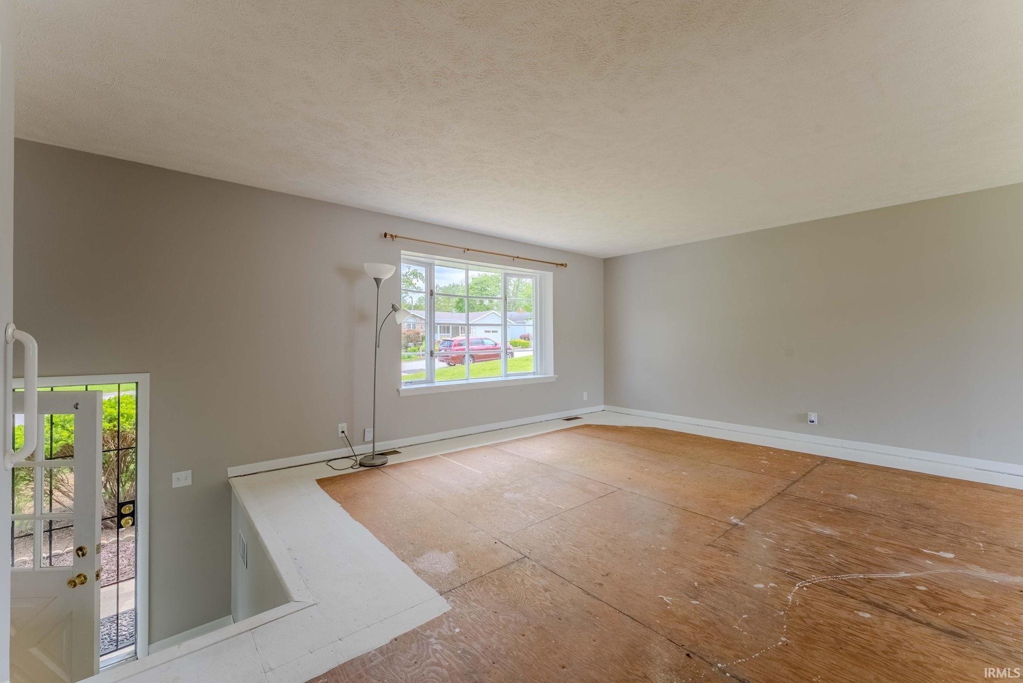 Photo 7 of 642 Fairway Drive