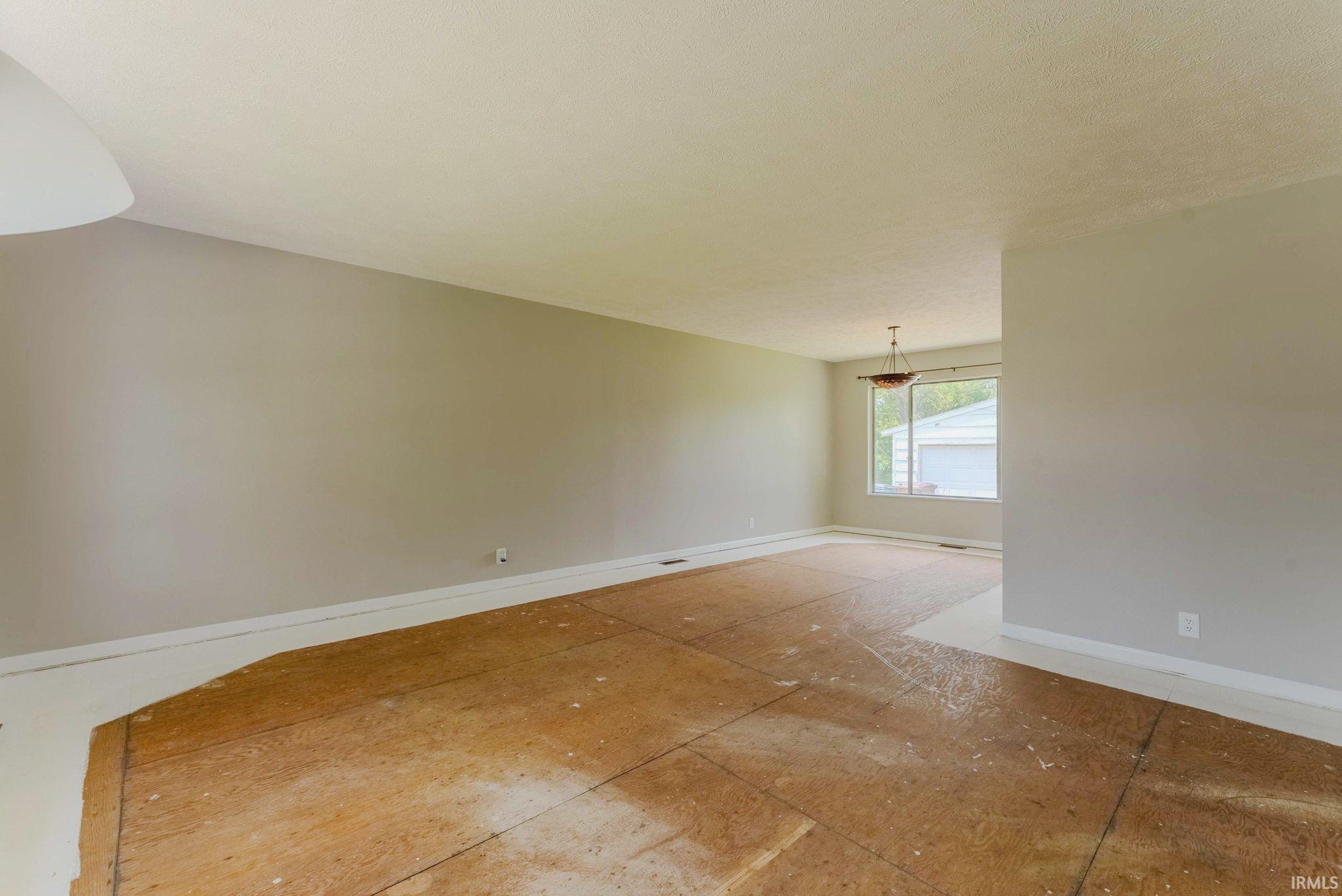 Photo 9 of 642 Fairway Drive