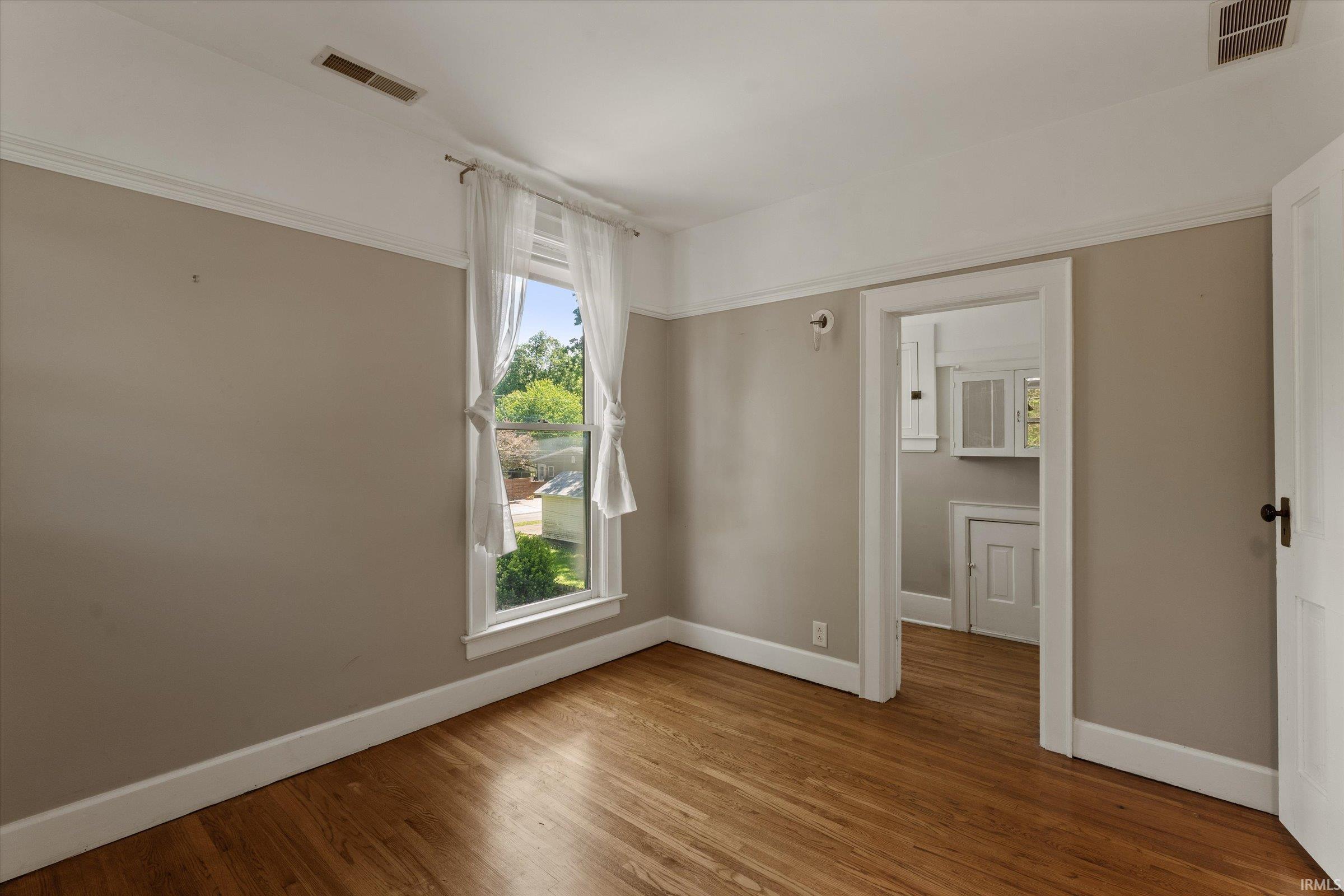 Photo 15 of 414 S 6th Street