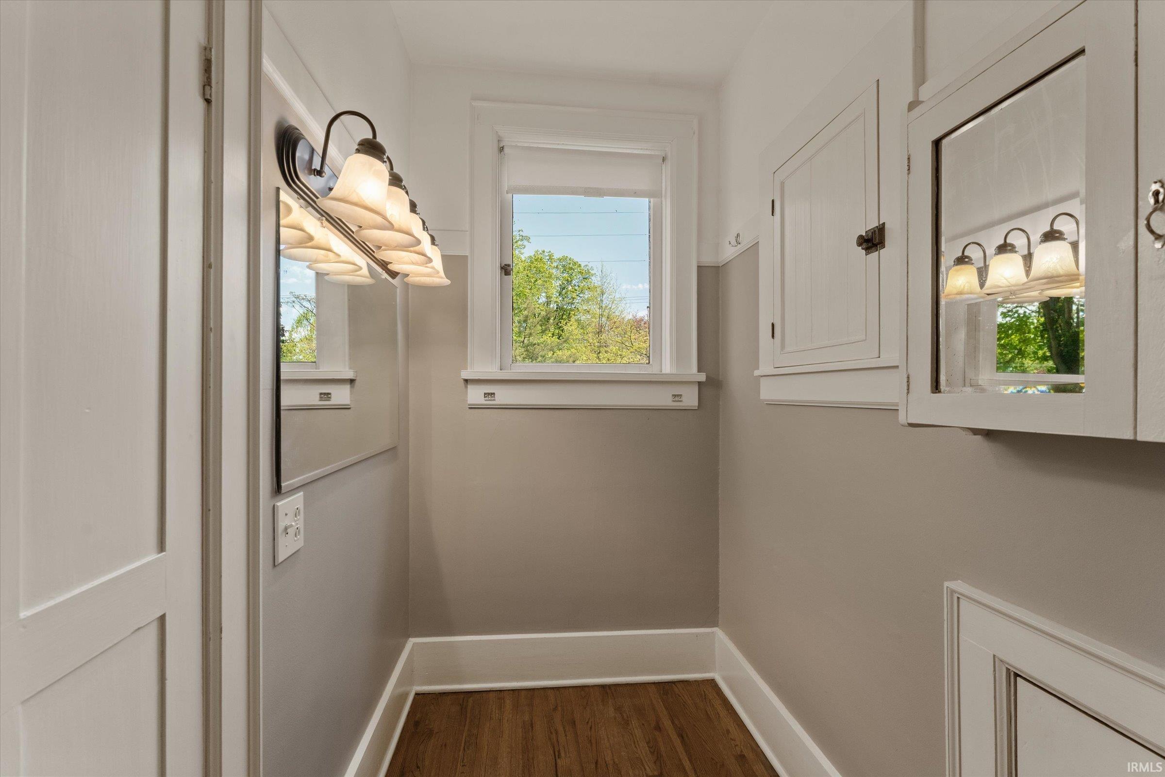 Photo 16 of 414 S 6th Street