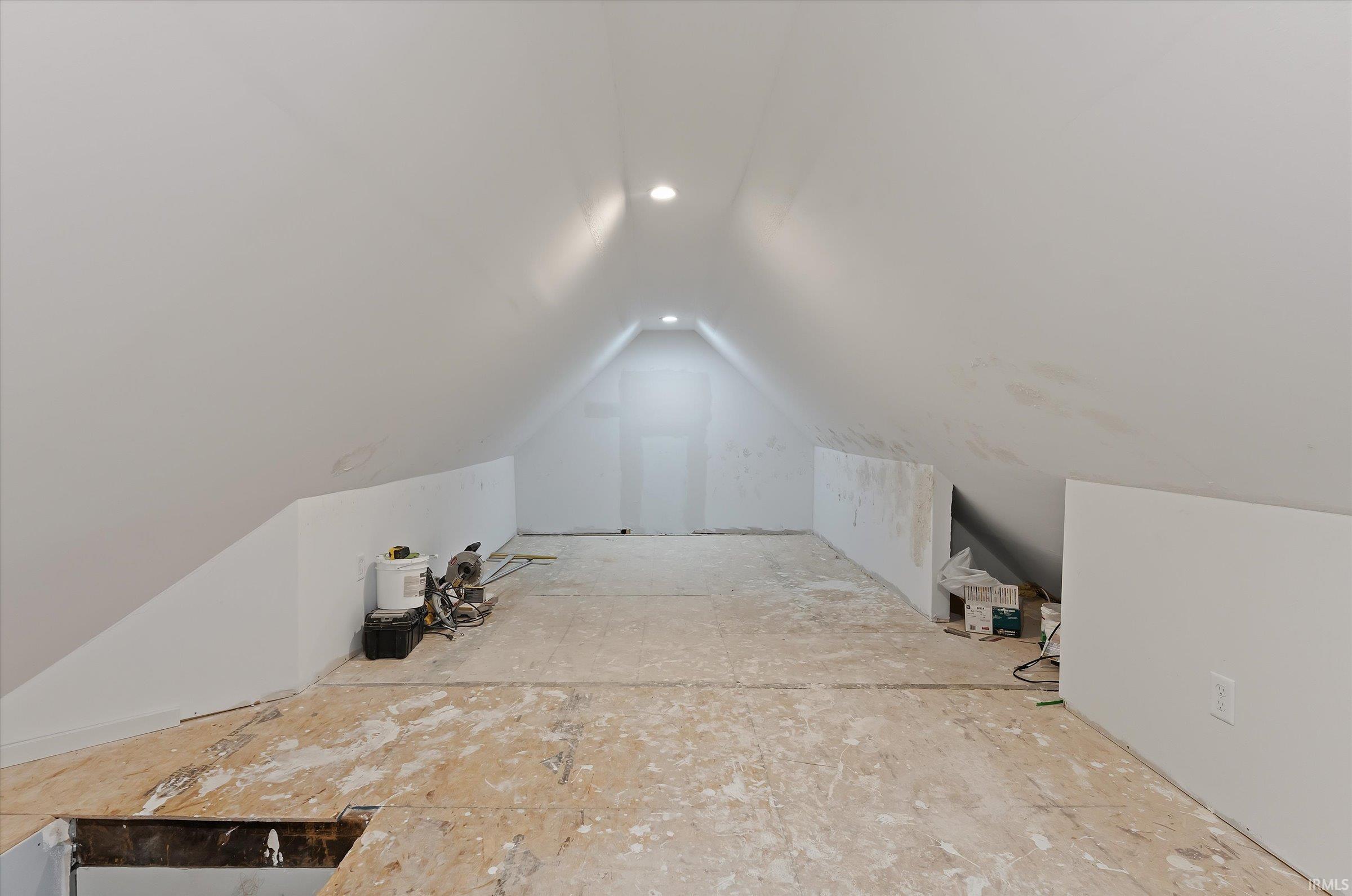 Bonus Room