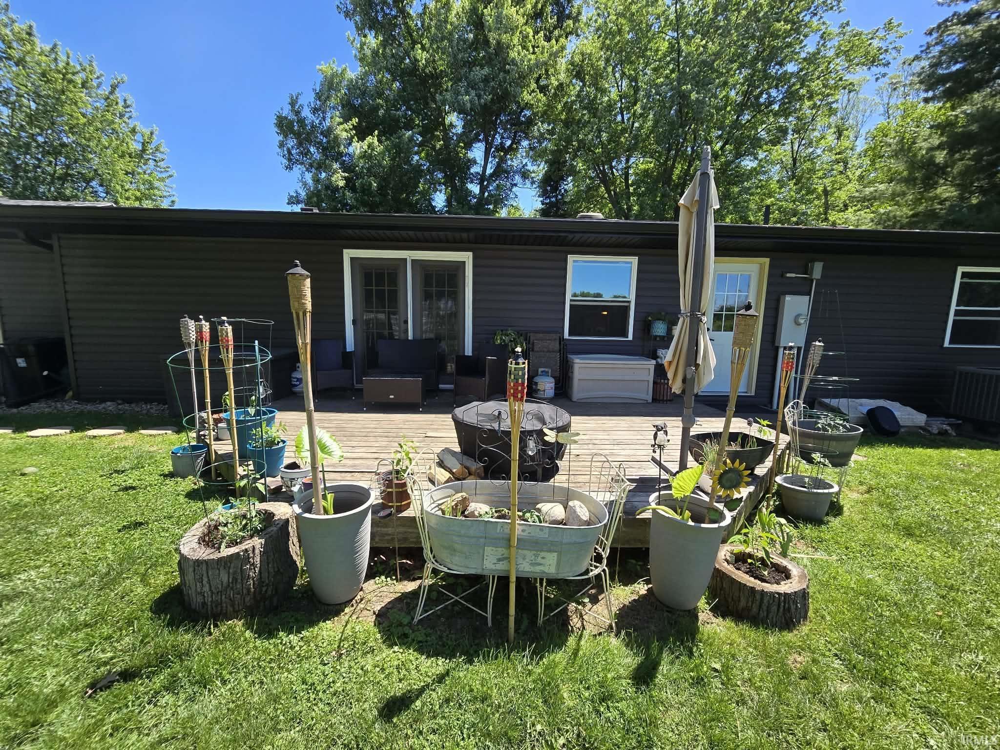 Homes for sale in Bringhurst, IN | 7433 E 325 Rd, Bringhurst, IN 46913 | MLS# 202618912